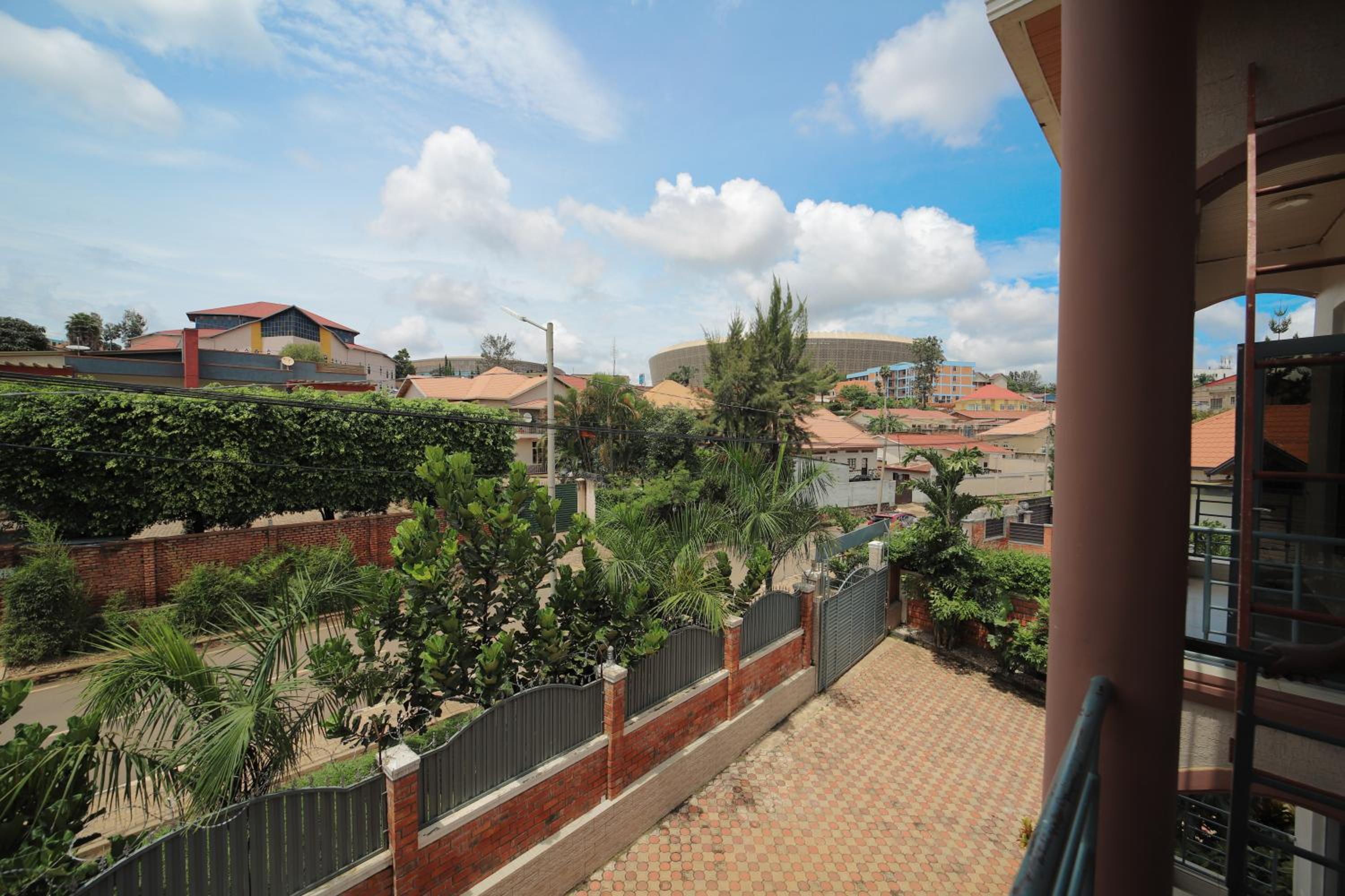 Apartment With View And Balcony photo 2