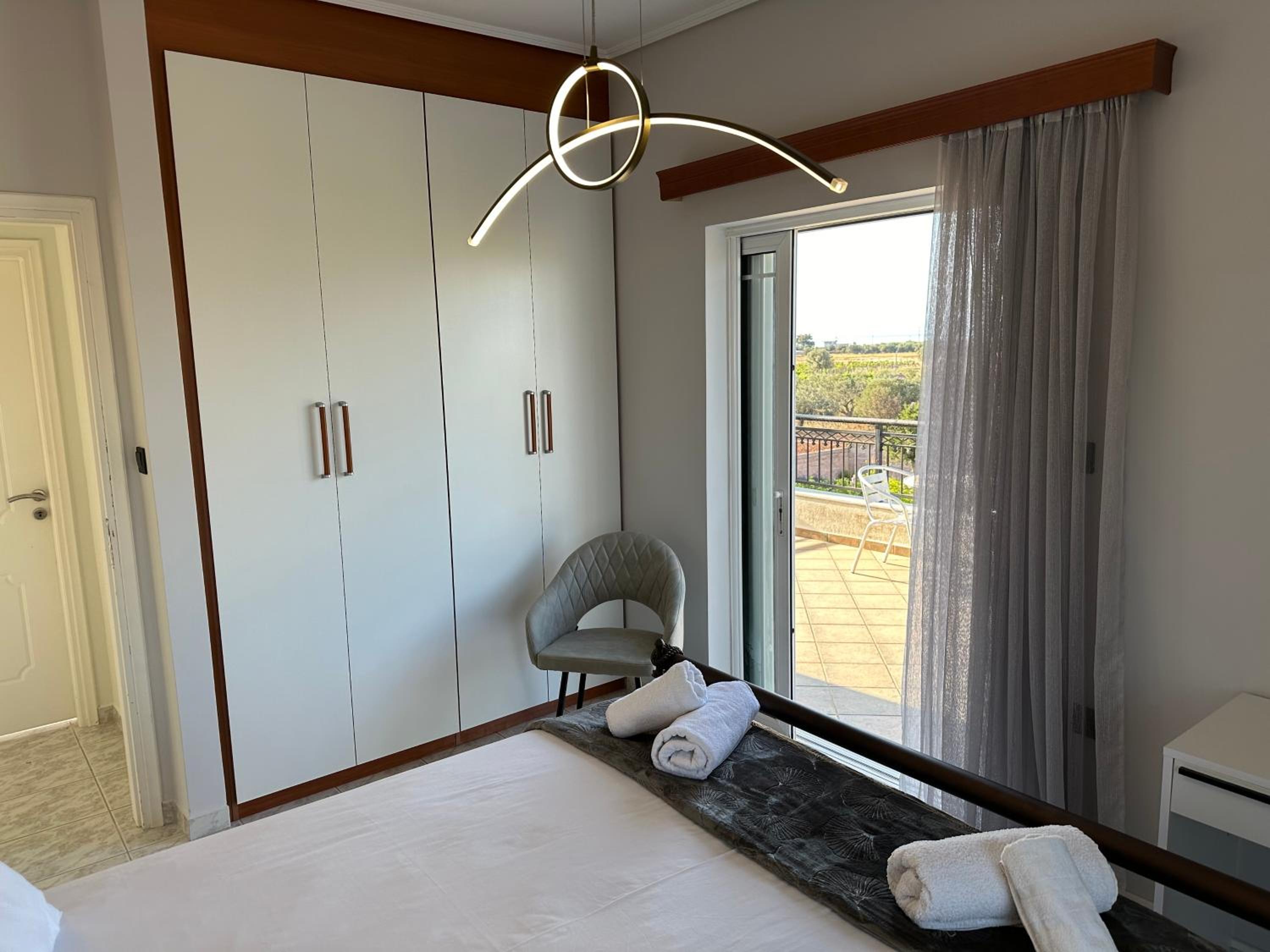 Villa photo 3