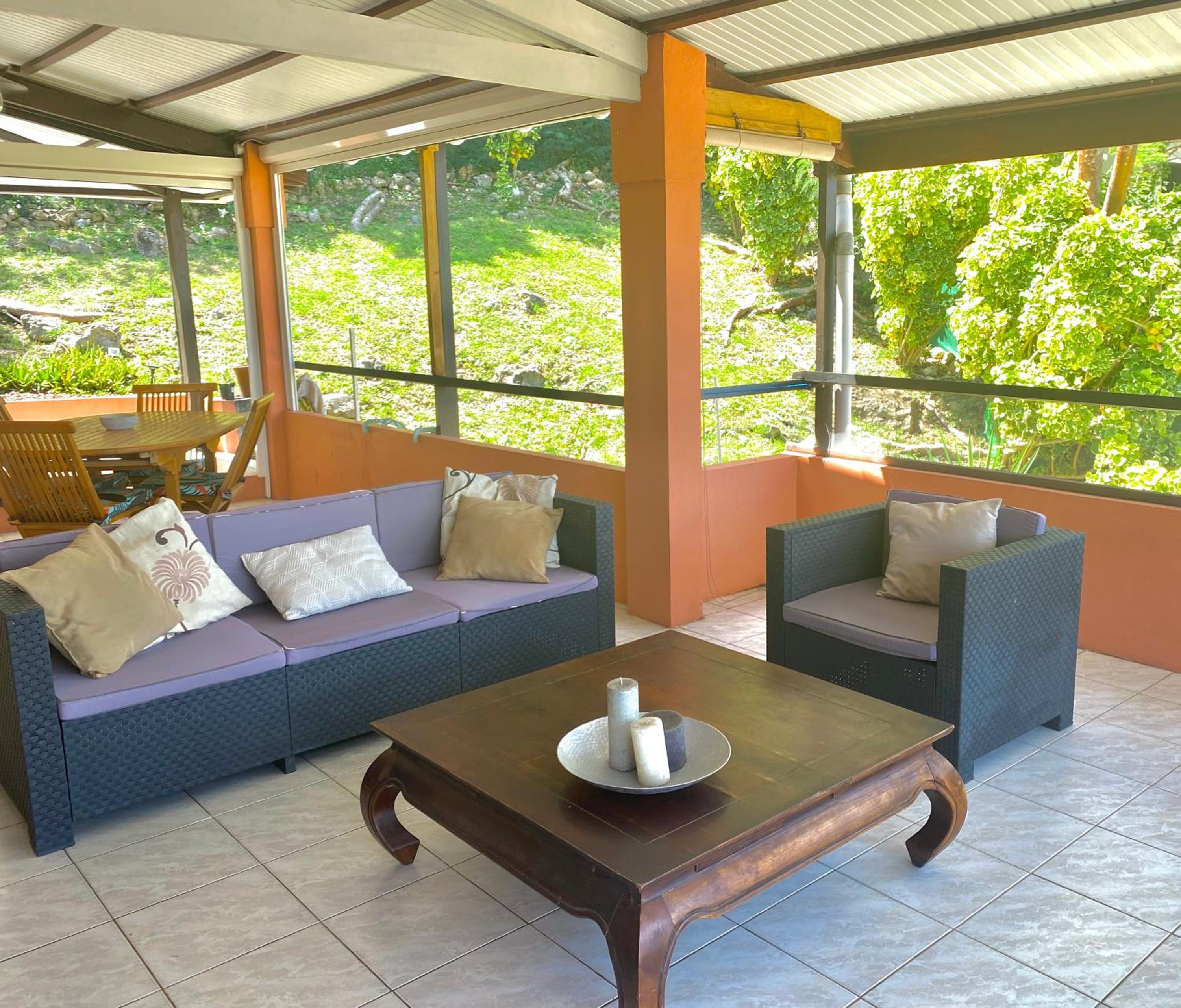 Two-Bedroom Apartment with Terrace and Sea View photo 2
