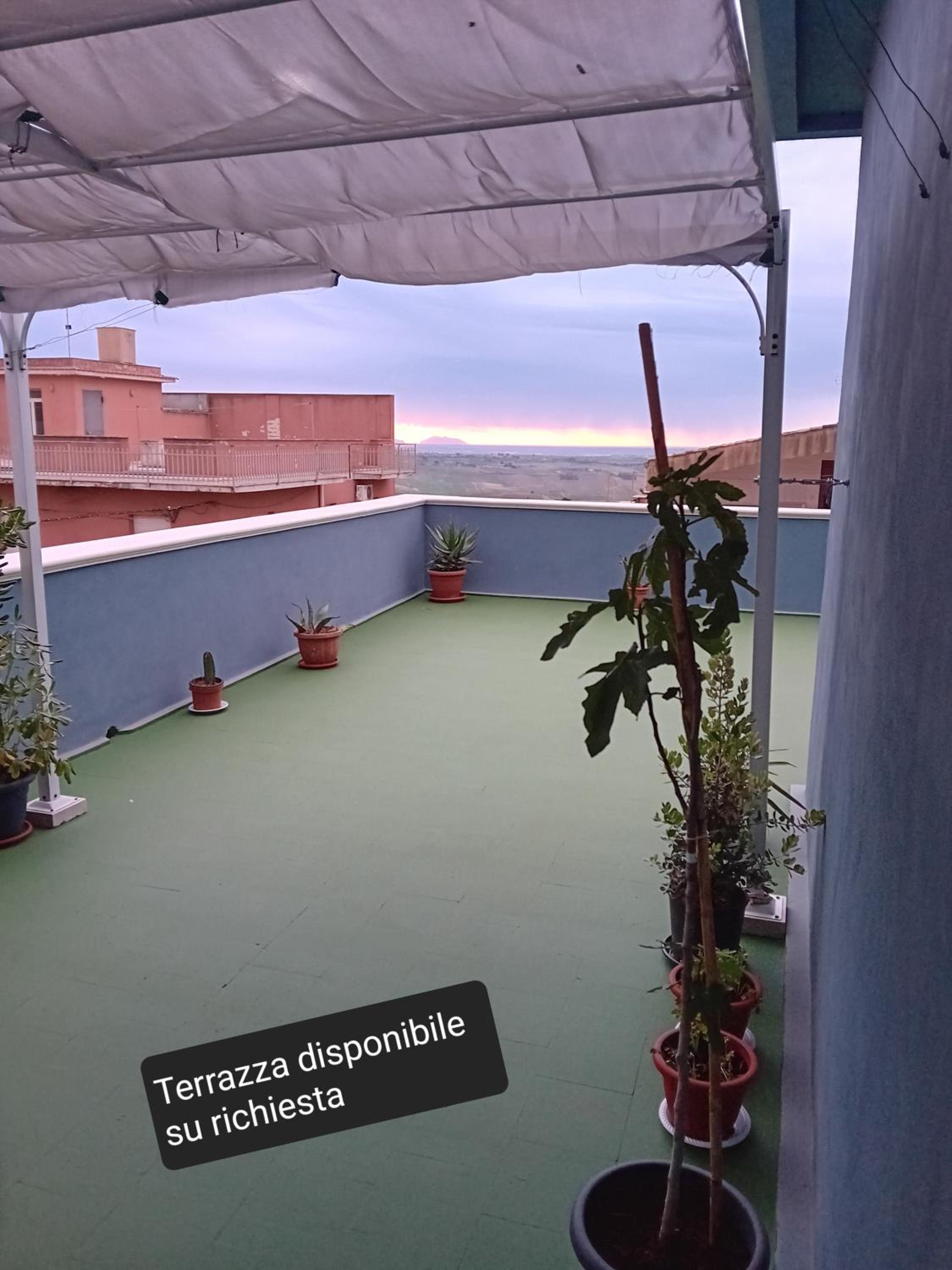 Apartment with Terrace photo 3