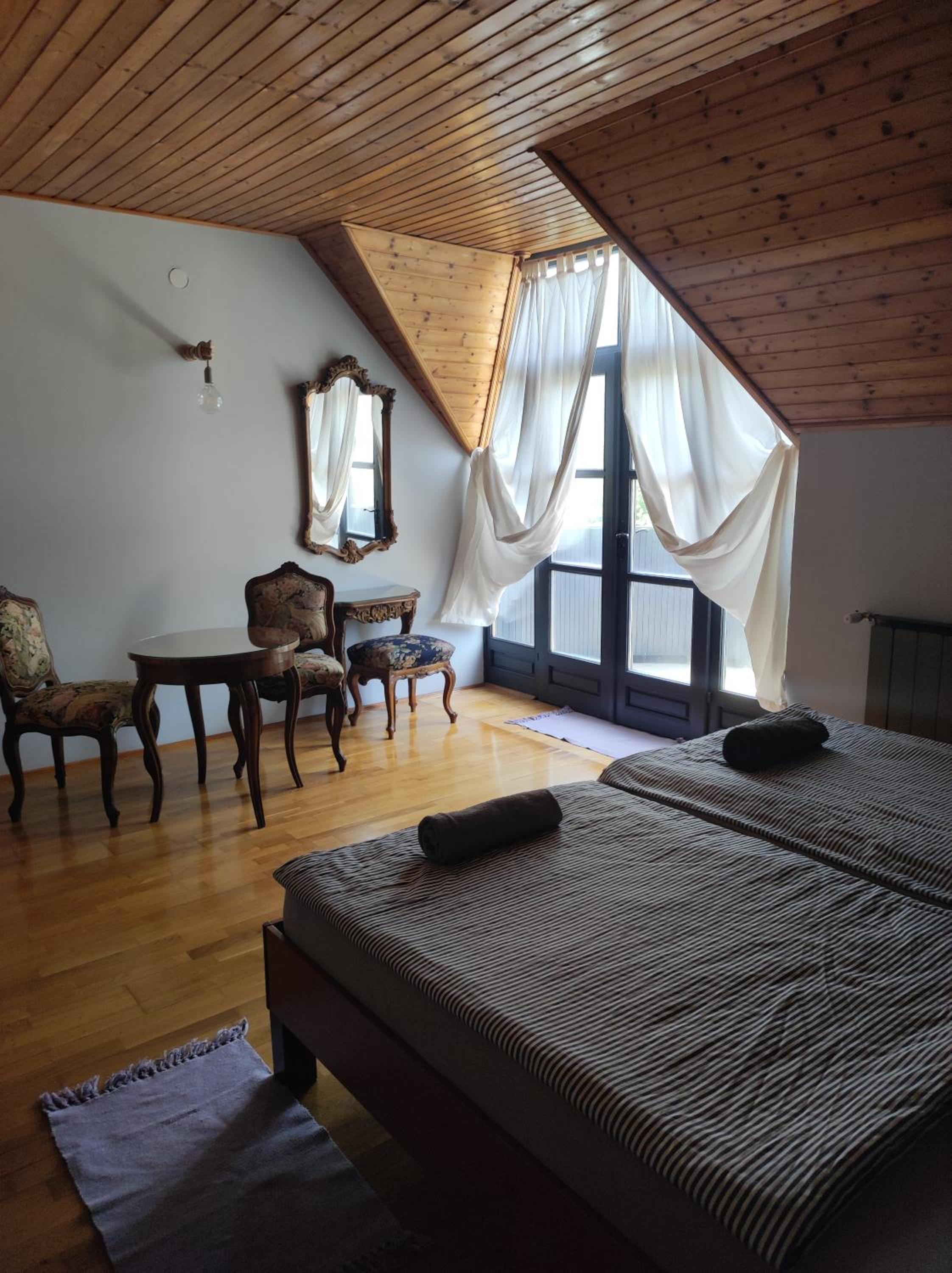 Superior Triple Room photo 3