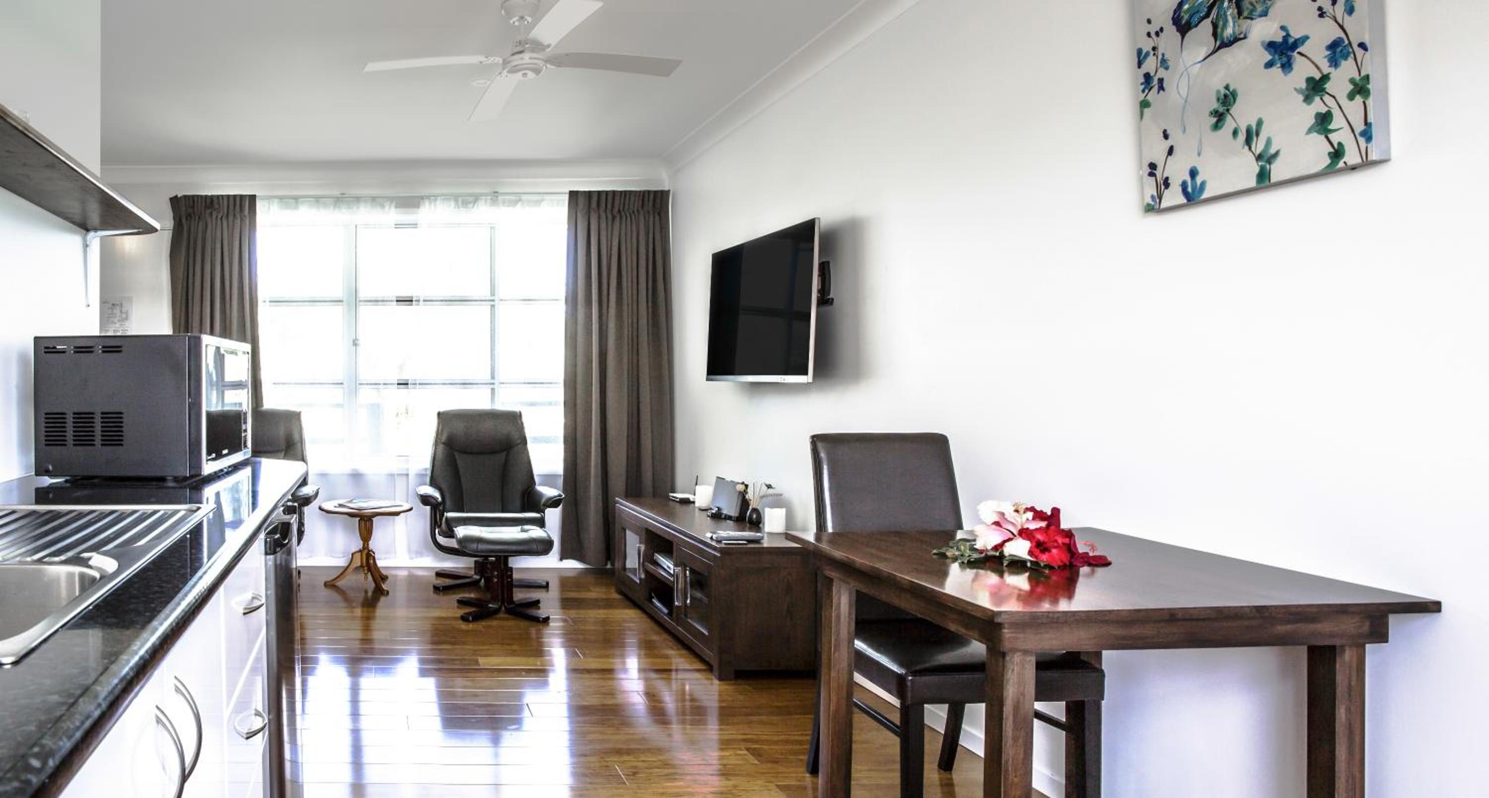 Executive Suite photo 3