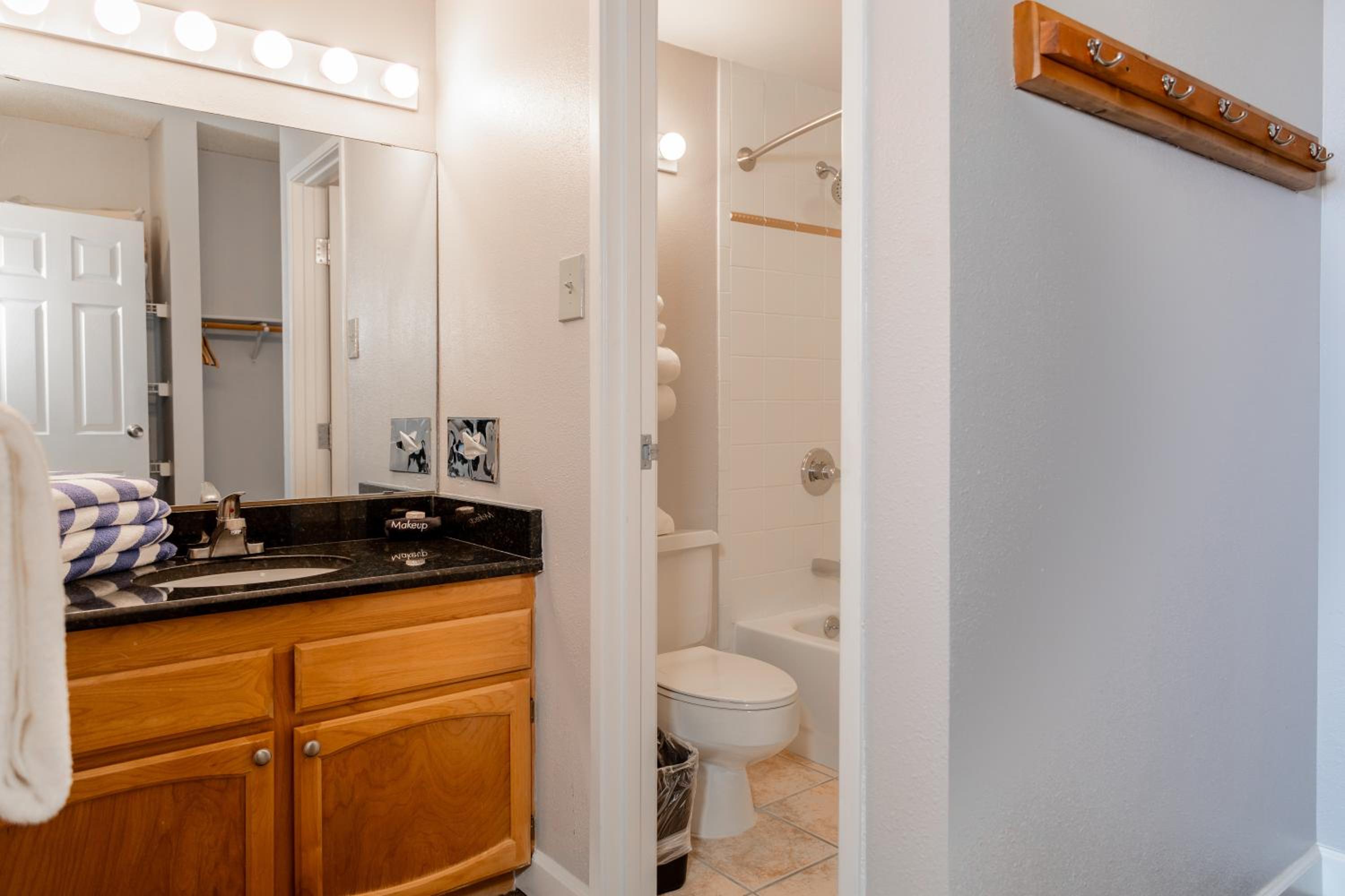 One Bedroom Suite - Photo 14