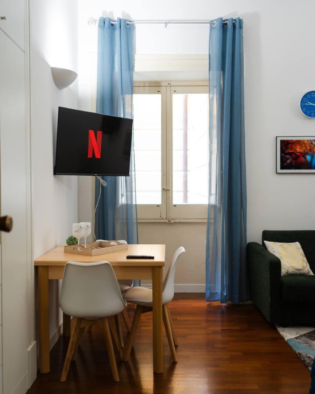 One-Bedroom Apartment - Non-Smoking