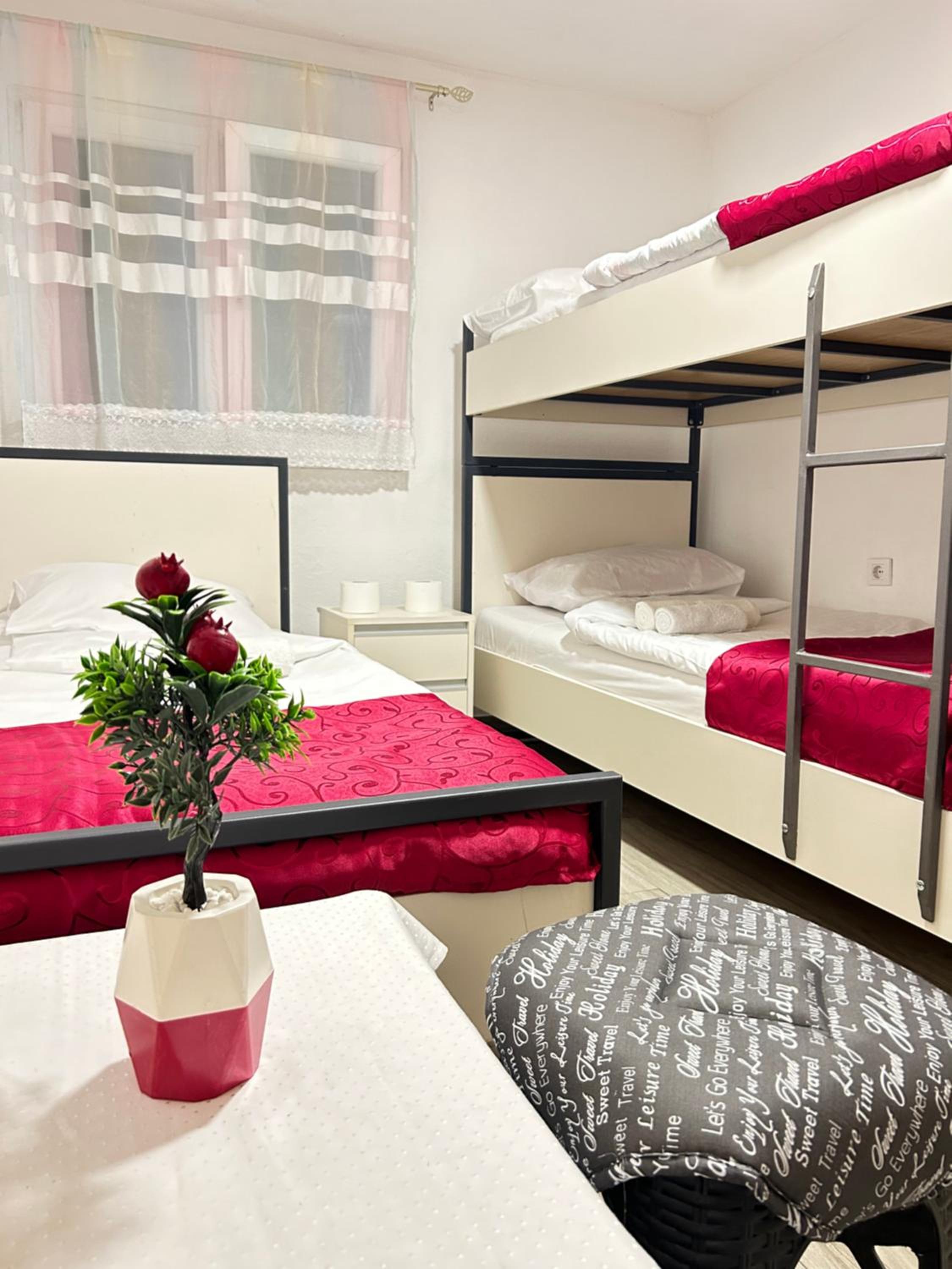 Basic Triple Room with Shared Bathroom