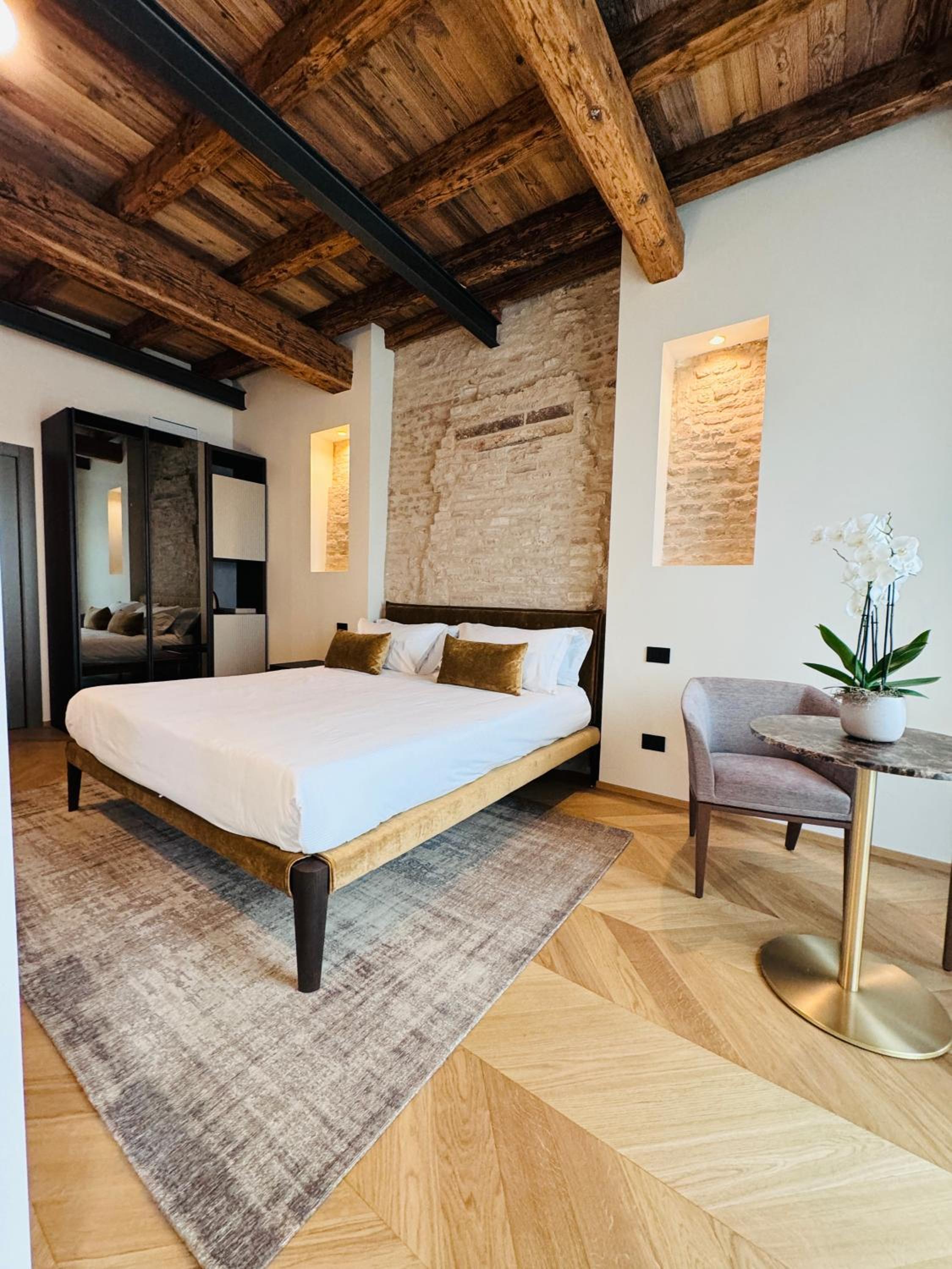 Suite with Balcony