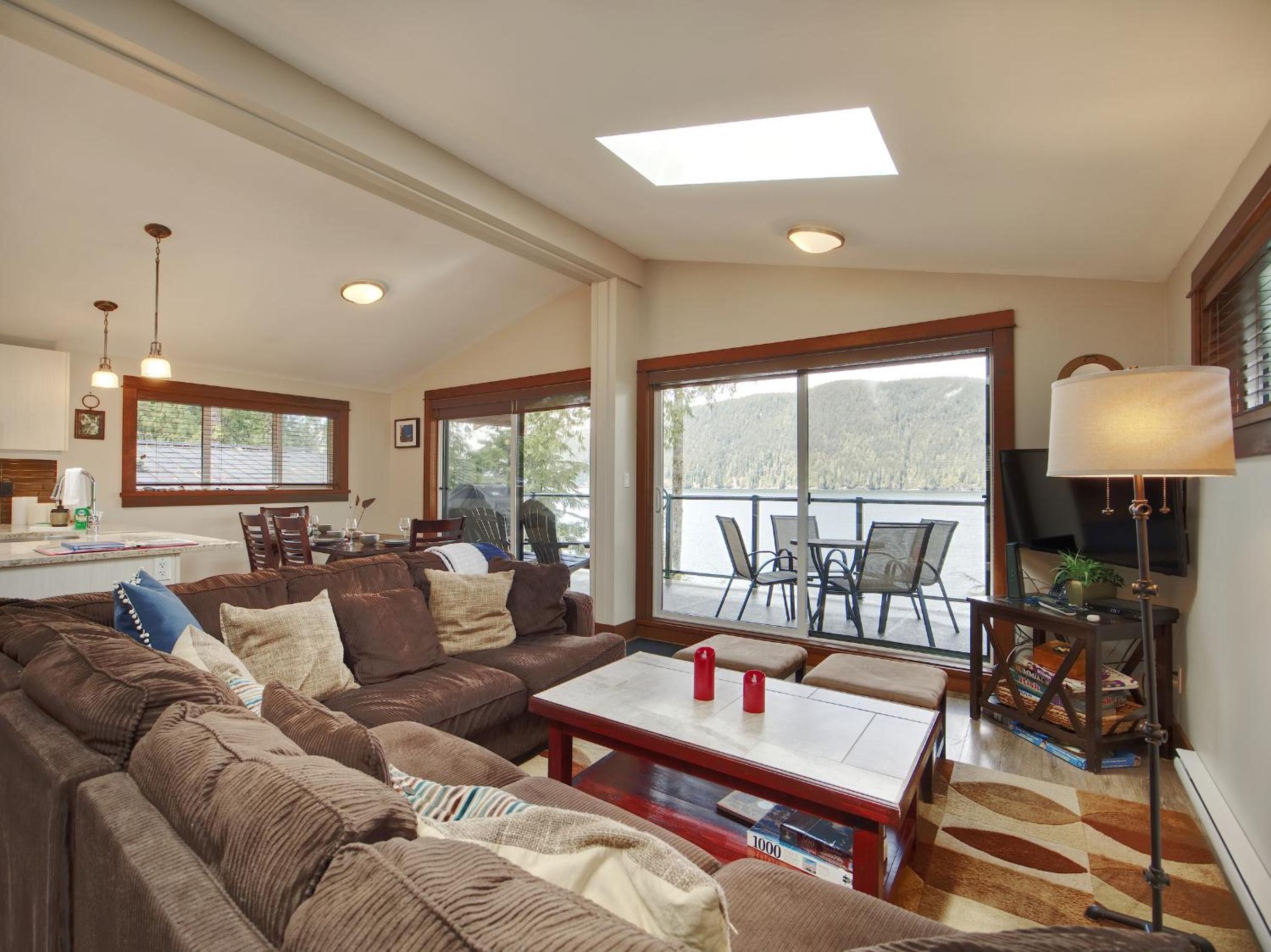 Three-Bedroom Holiday Home 