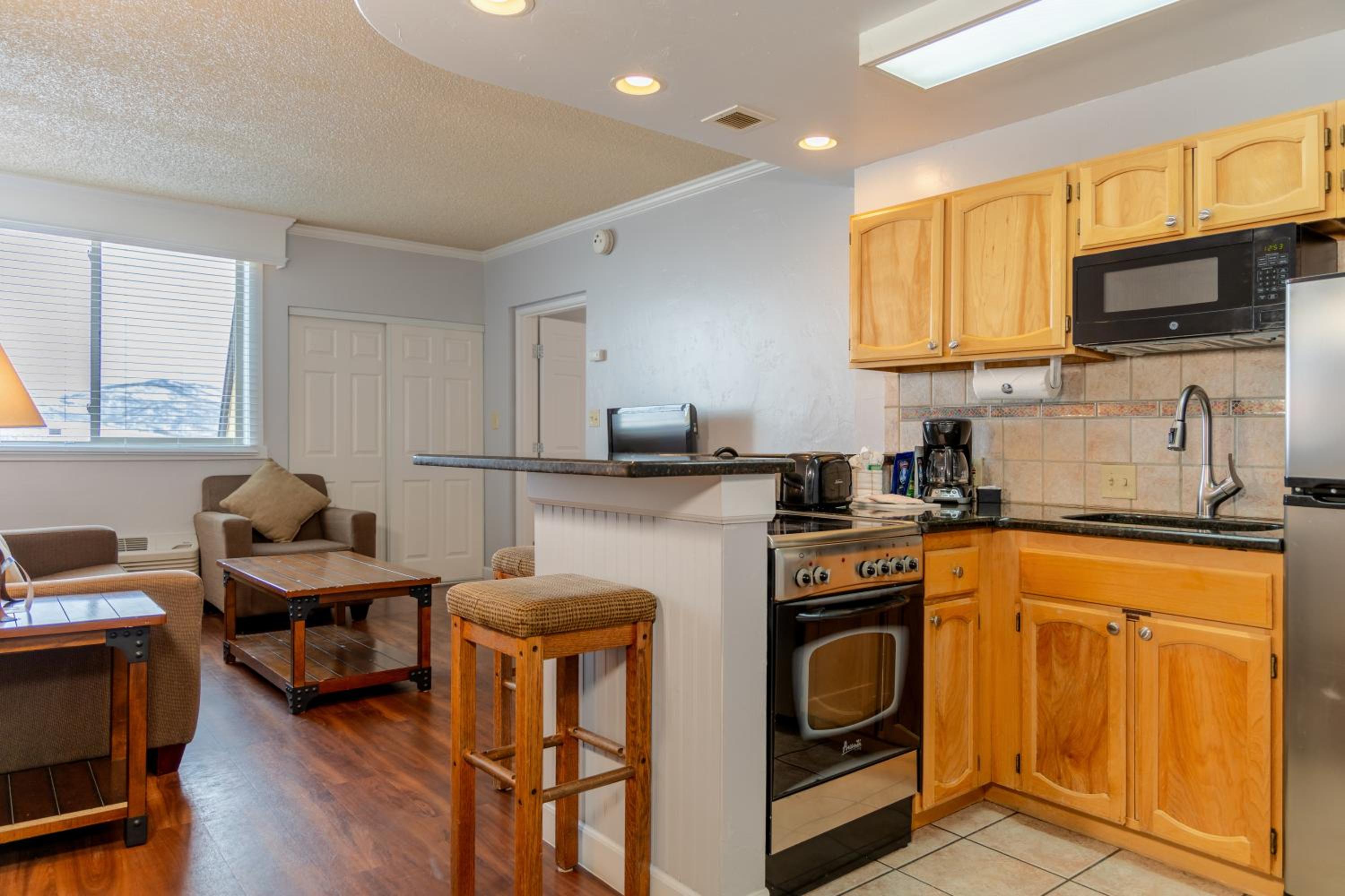 Two-Bedroom Suite - Photo 34