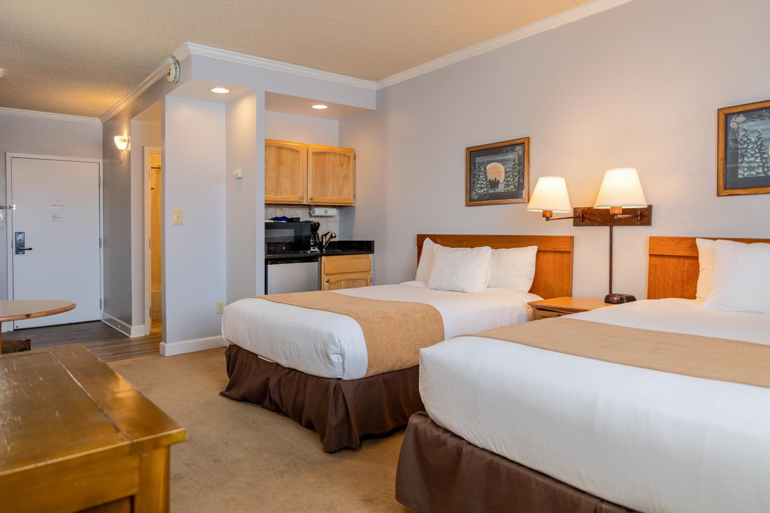 Two-Bedroom Suite - Photo 24