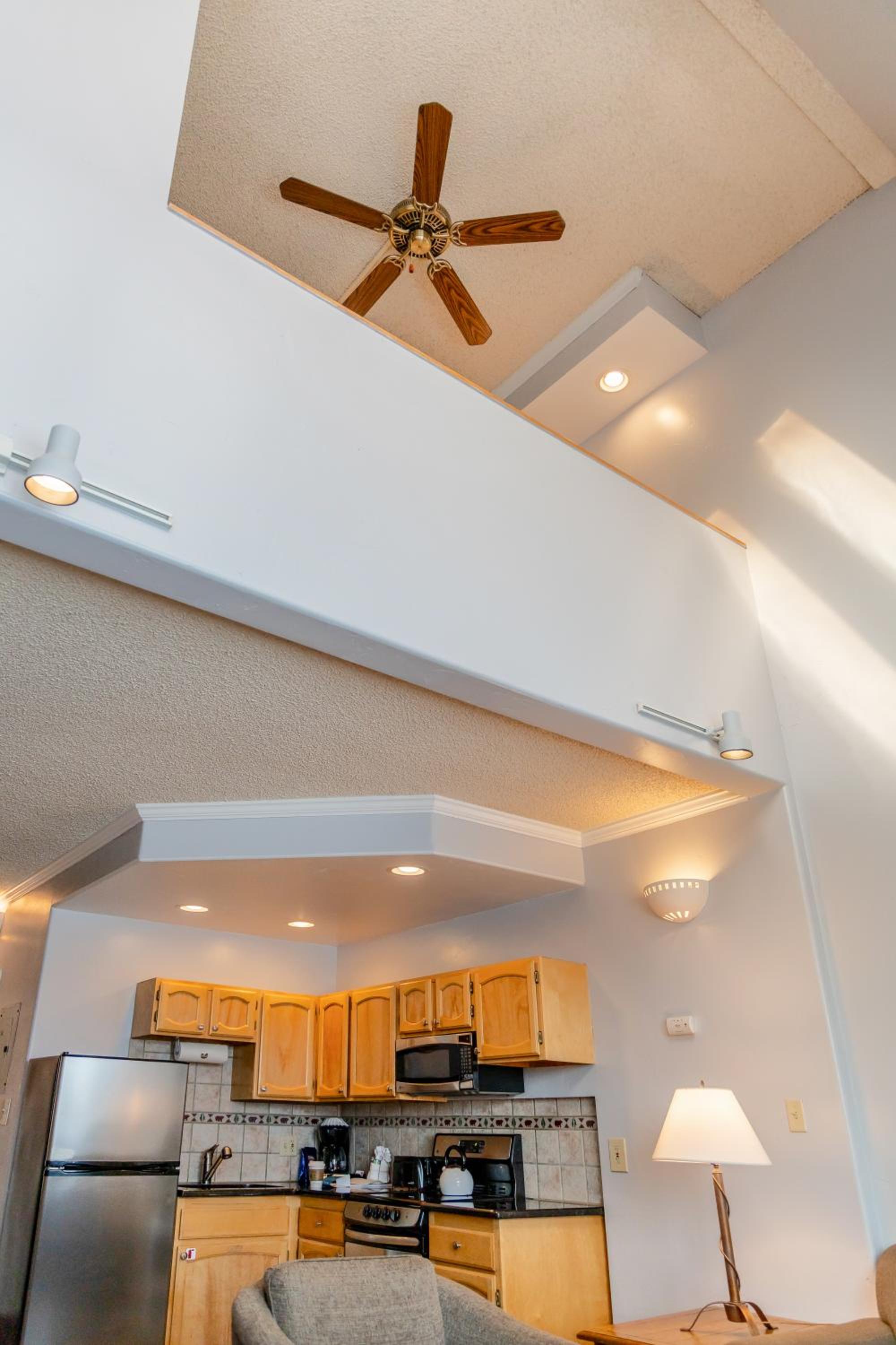 One-Bedroom with Loft - Photo 9