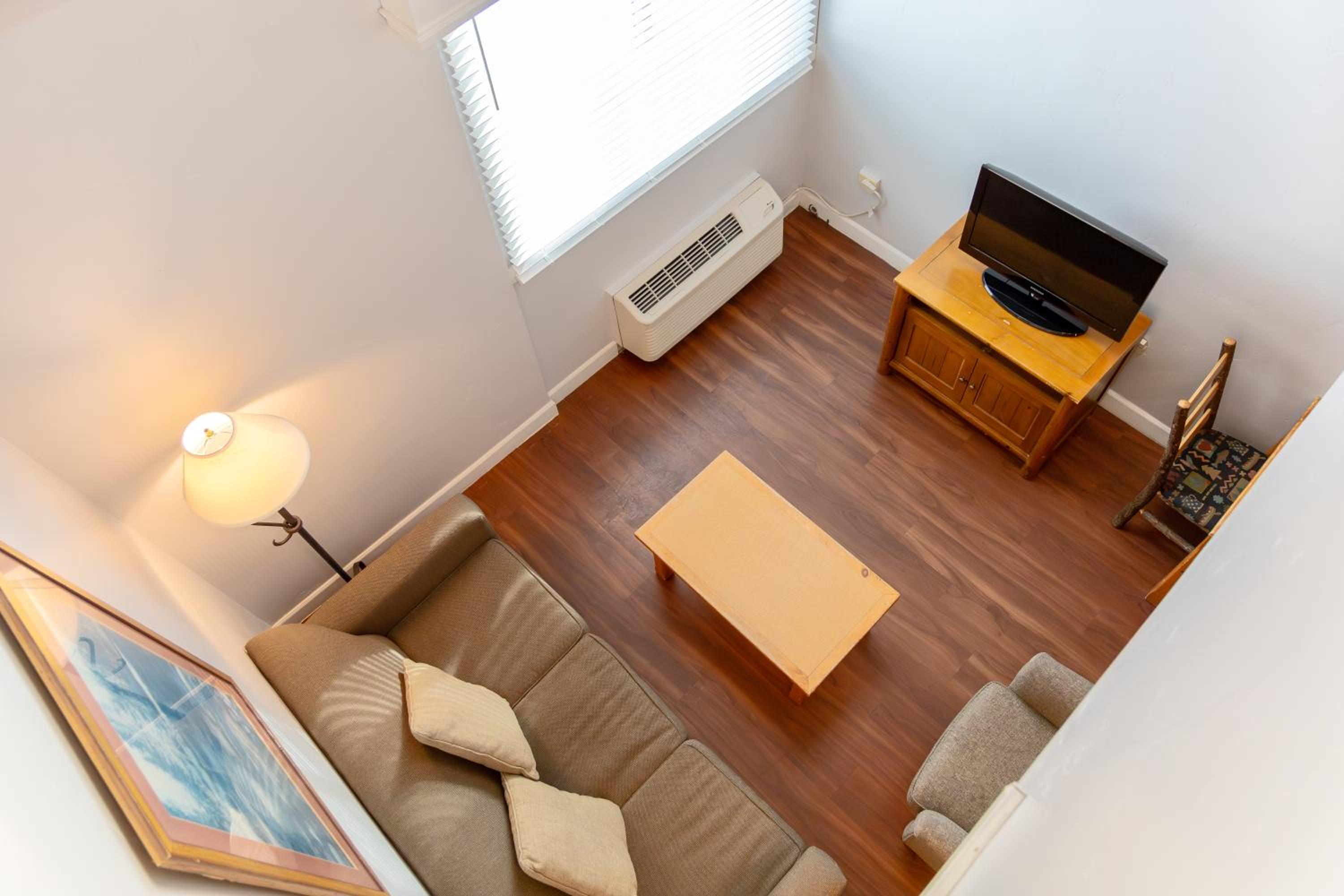 One-Bedroom with Loft - Photo 10
