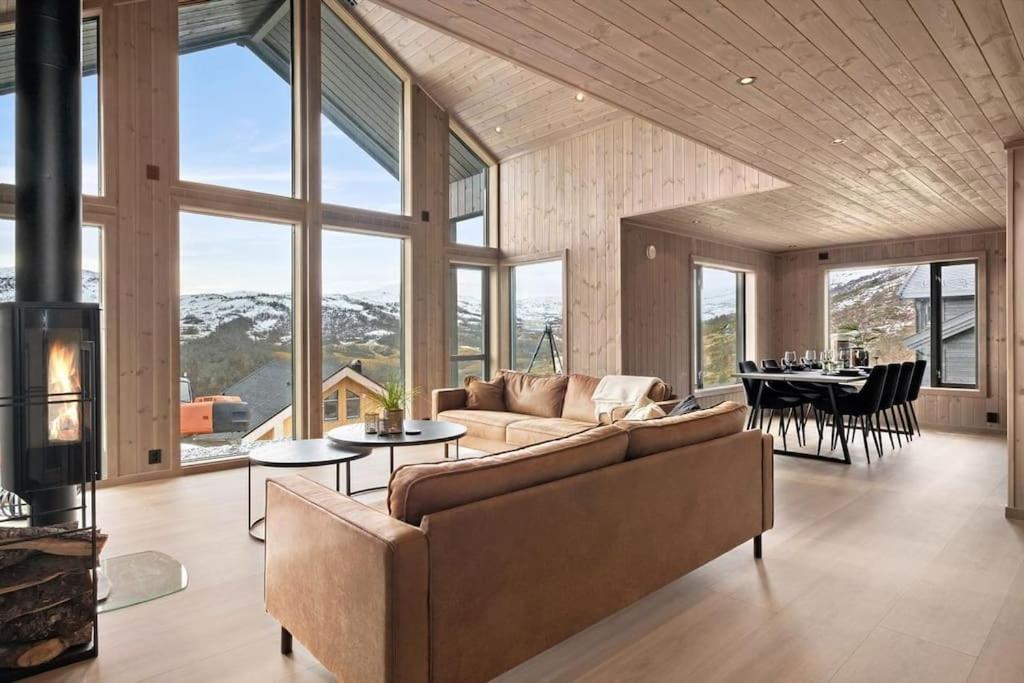 Four-Bedroom House photo 1