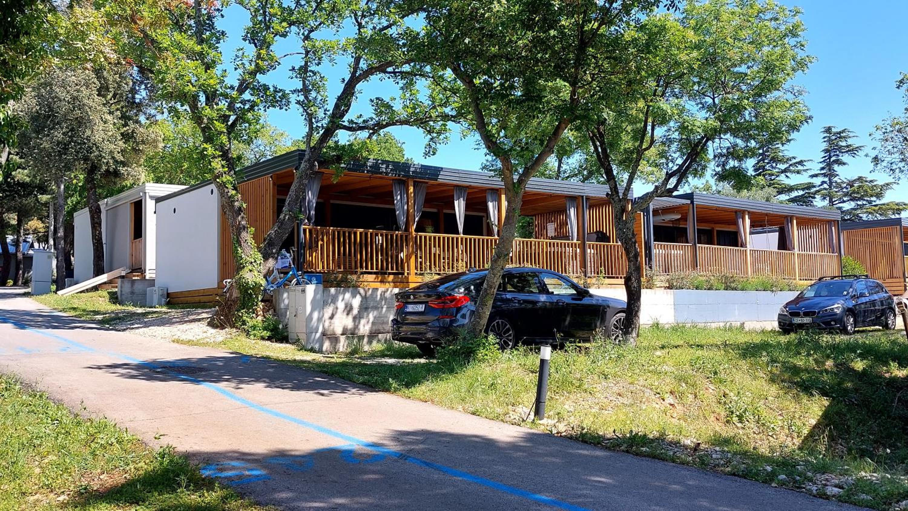 Mobile Home photo 2