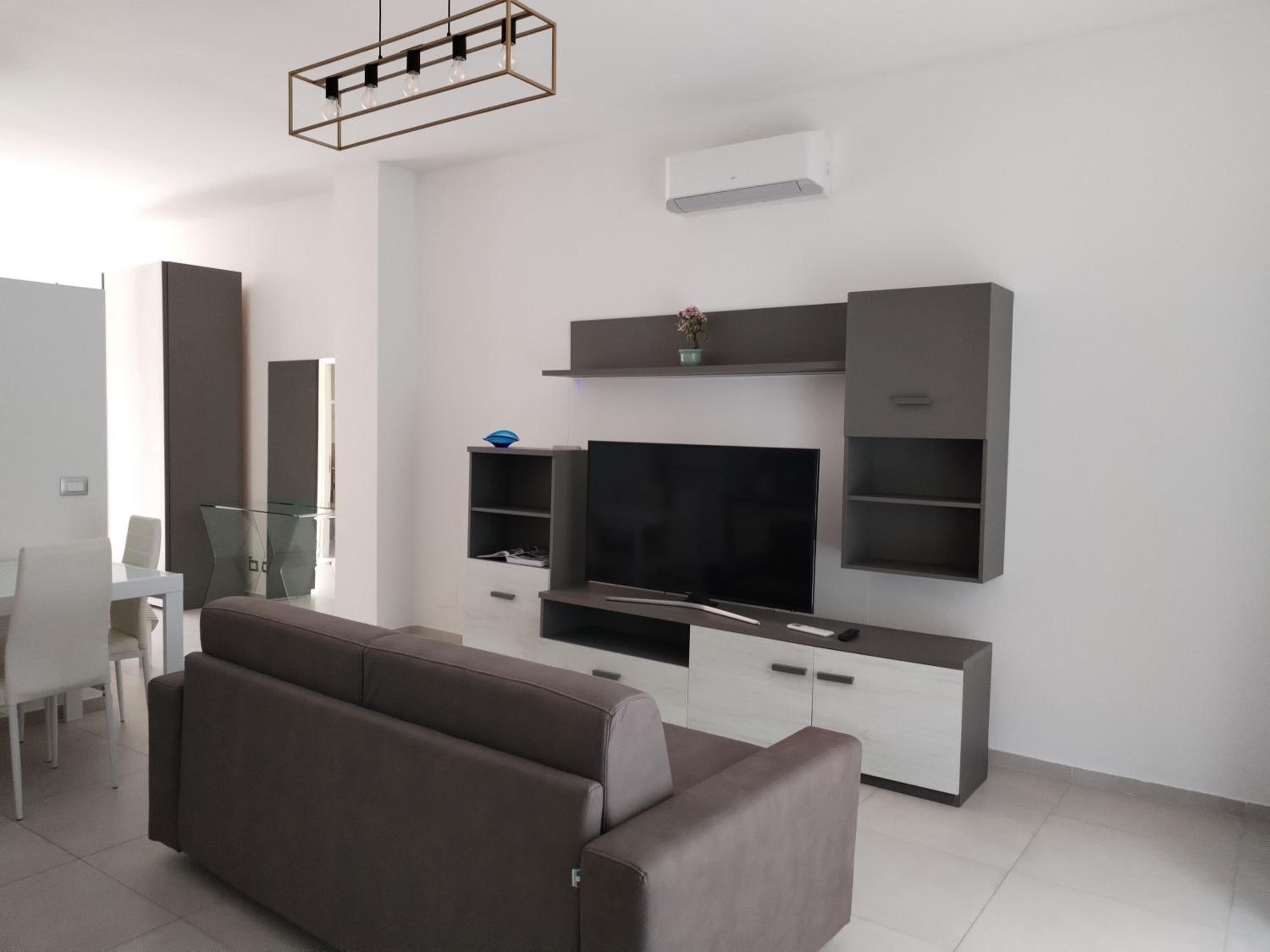 Apartment - Photo 4