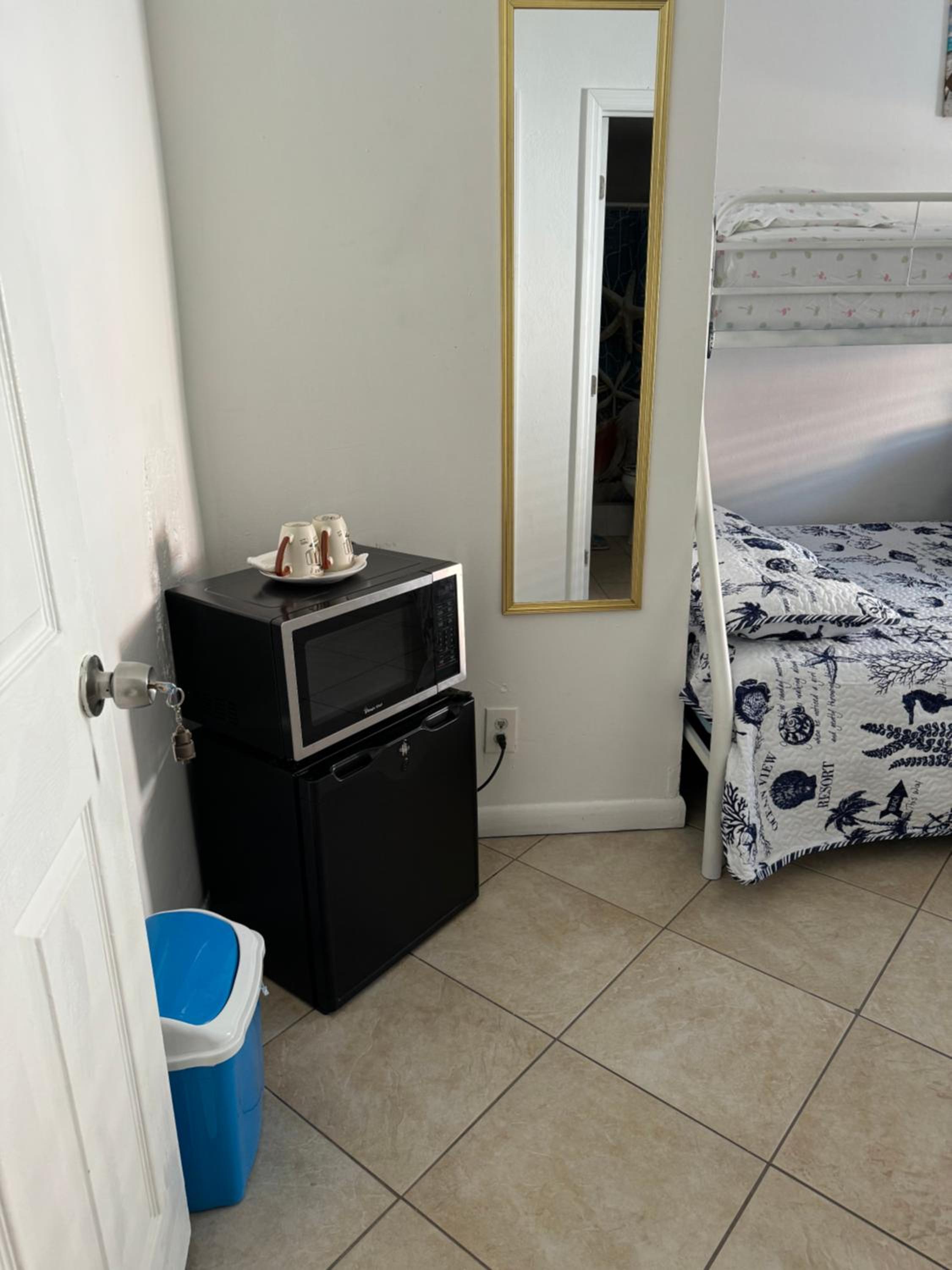 Triple Room with Private Bathroom photo 3