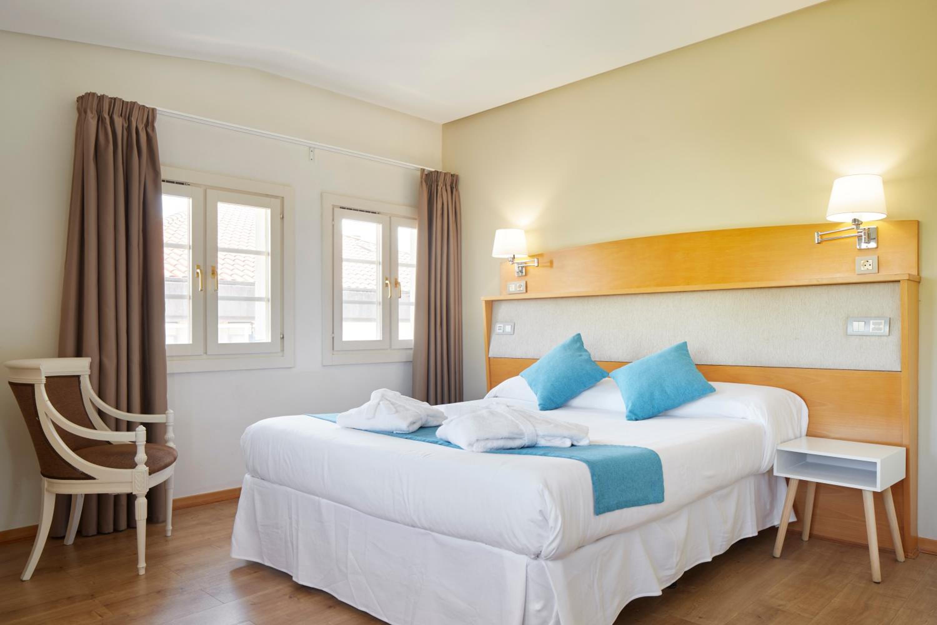 Double or Twin Room photo 2