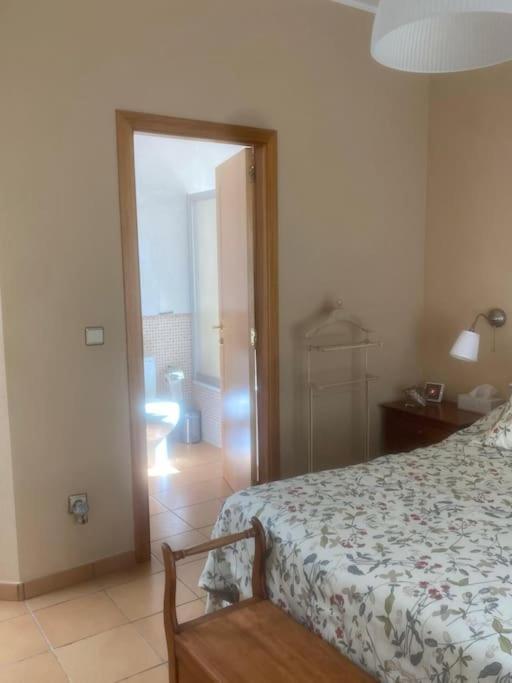 Villa de Tres Habitaciones