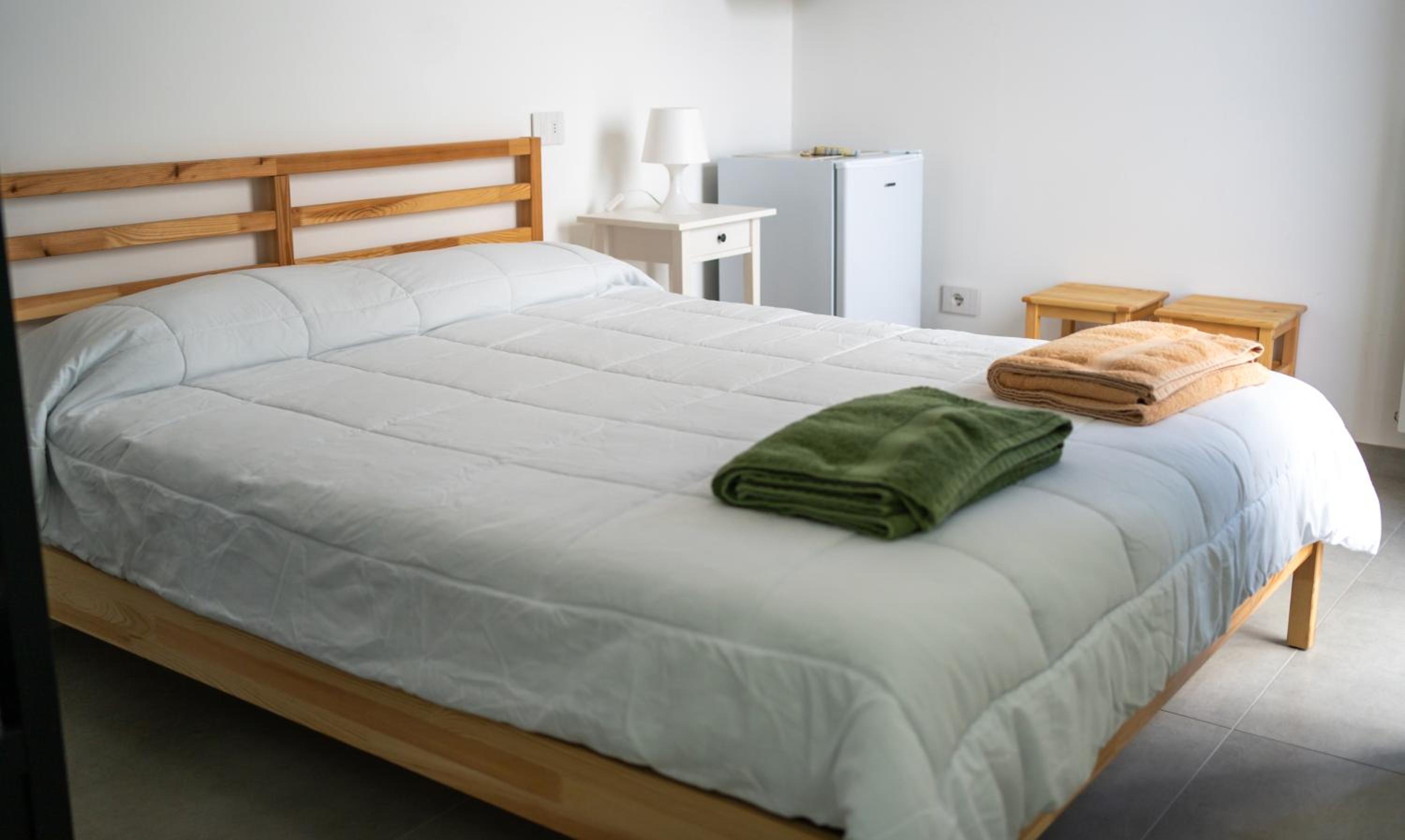 One-Bedroom Apartment - Non-Smoking photo 1