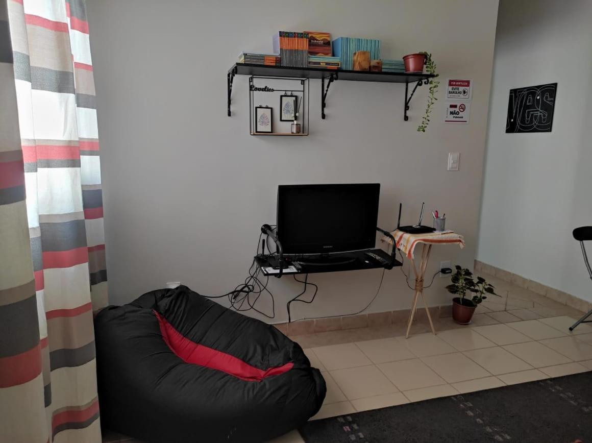 Two-Bedroom Apartment photo 2