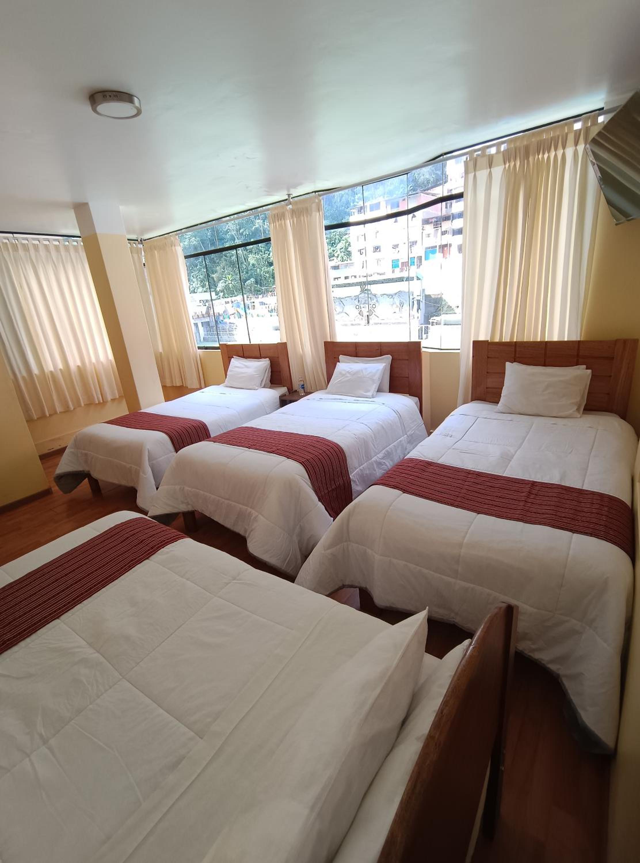Quadruple Room With Mountain View photo 1