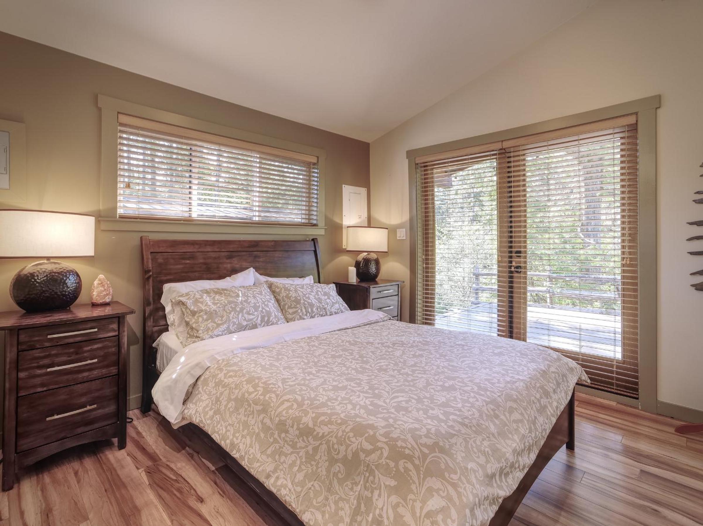 One-Bedroom Cottage Unit 86 -Pet-Friendly