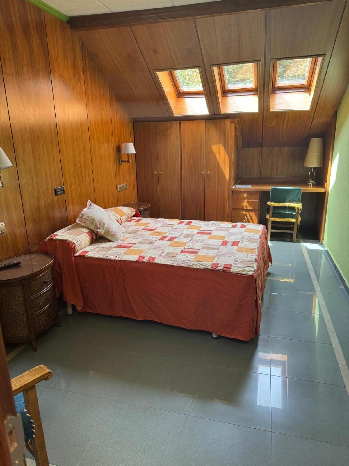 Double Room with Private Bathroom photo 3