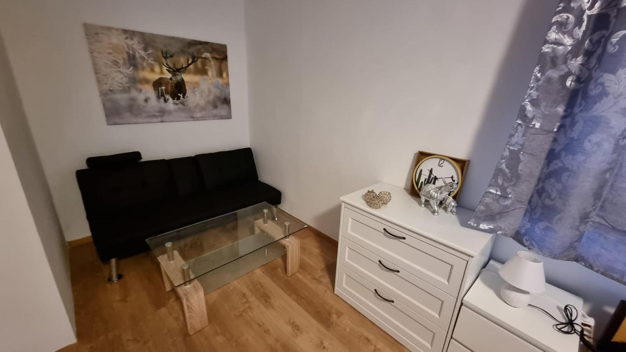 Apartment photo 2