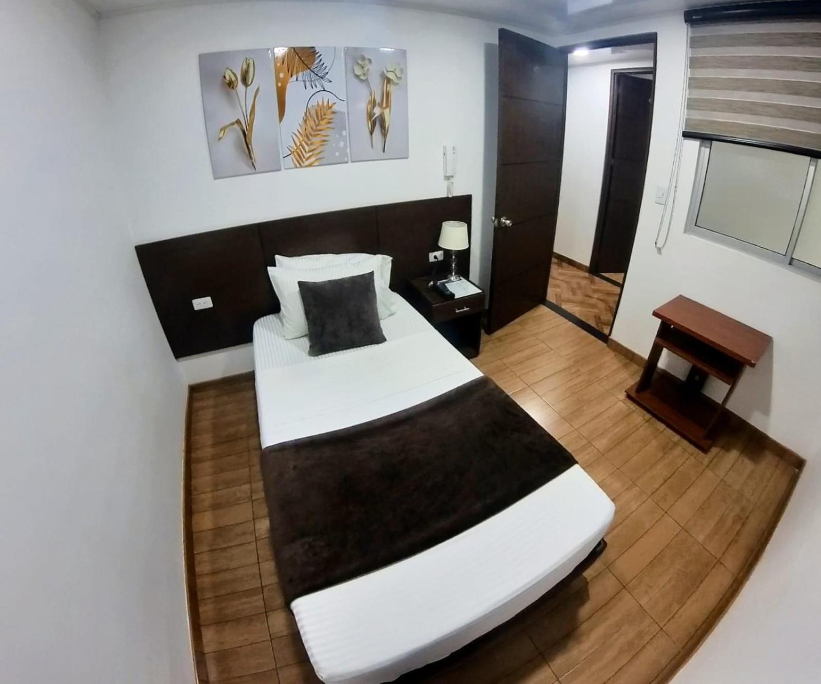 Single Room photo 1
