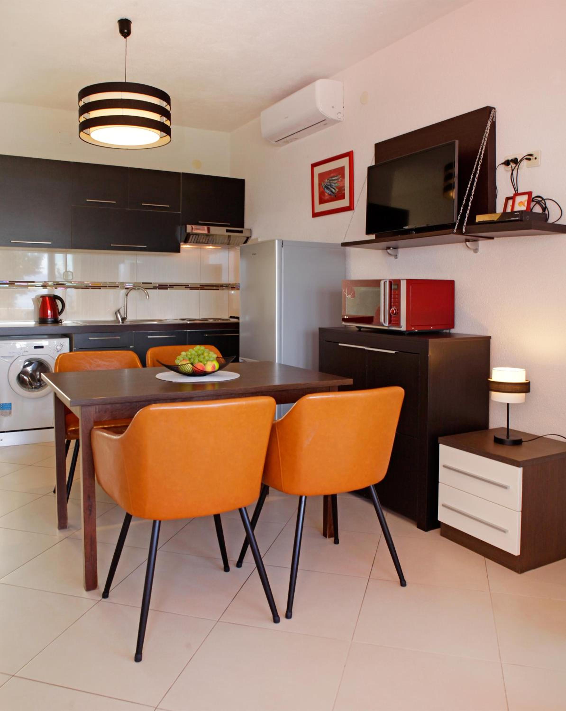 Two-Bedroom Apartment with Terrace photo 2