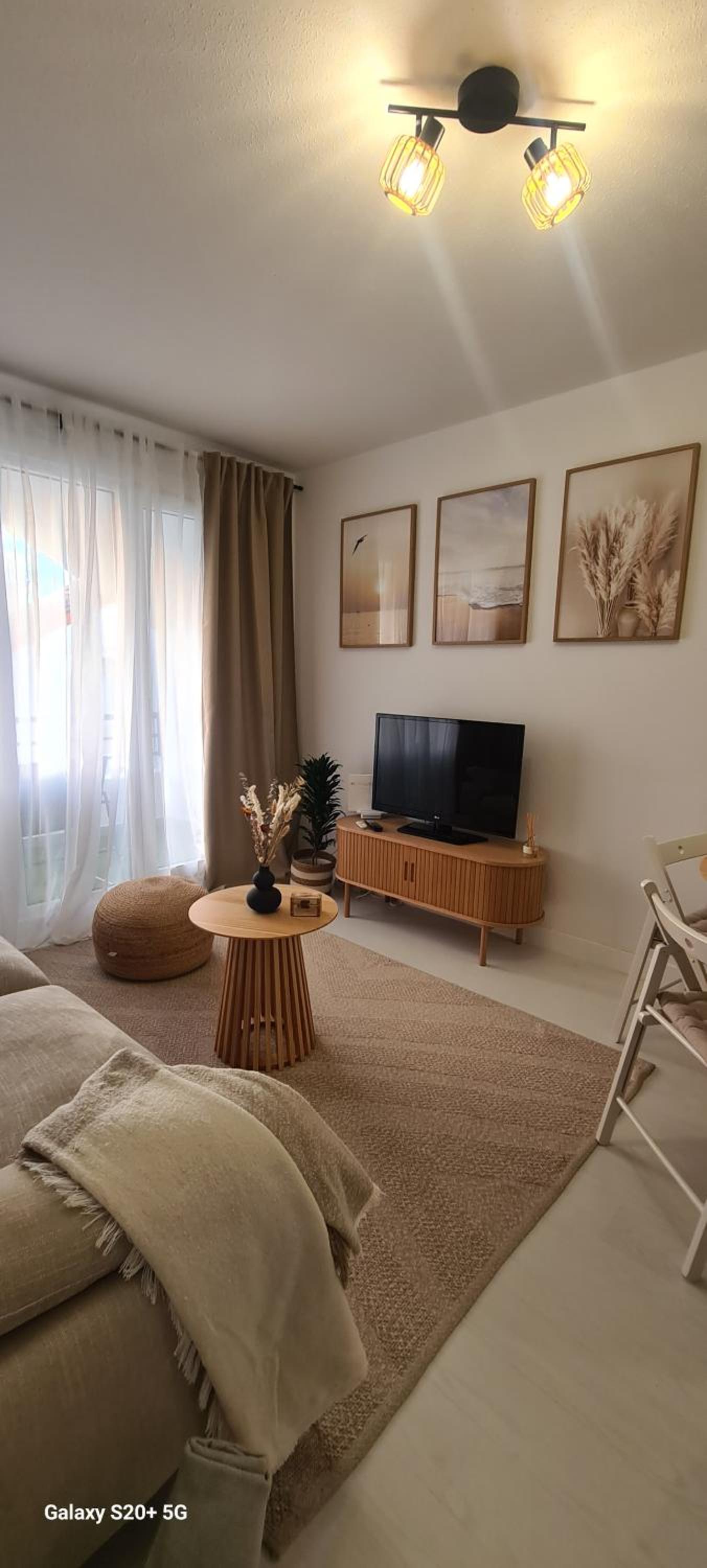 One-Bedroom Apartment photo 2