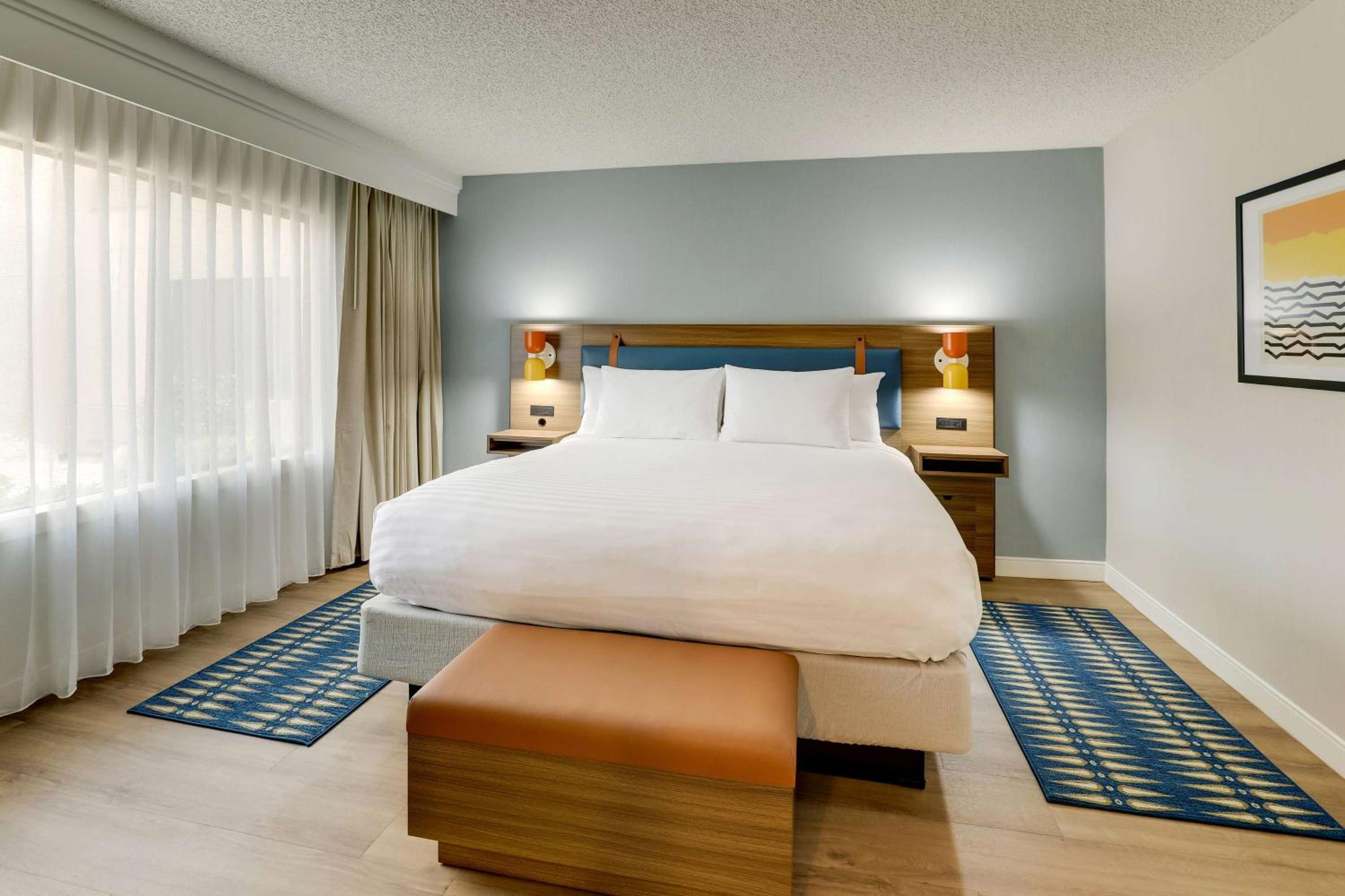 One-Bedroom King Suite - Photo 1