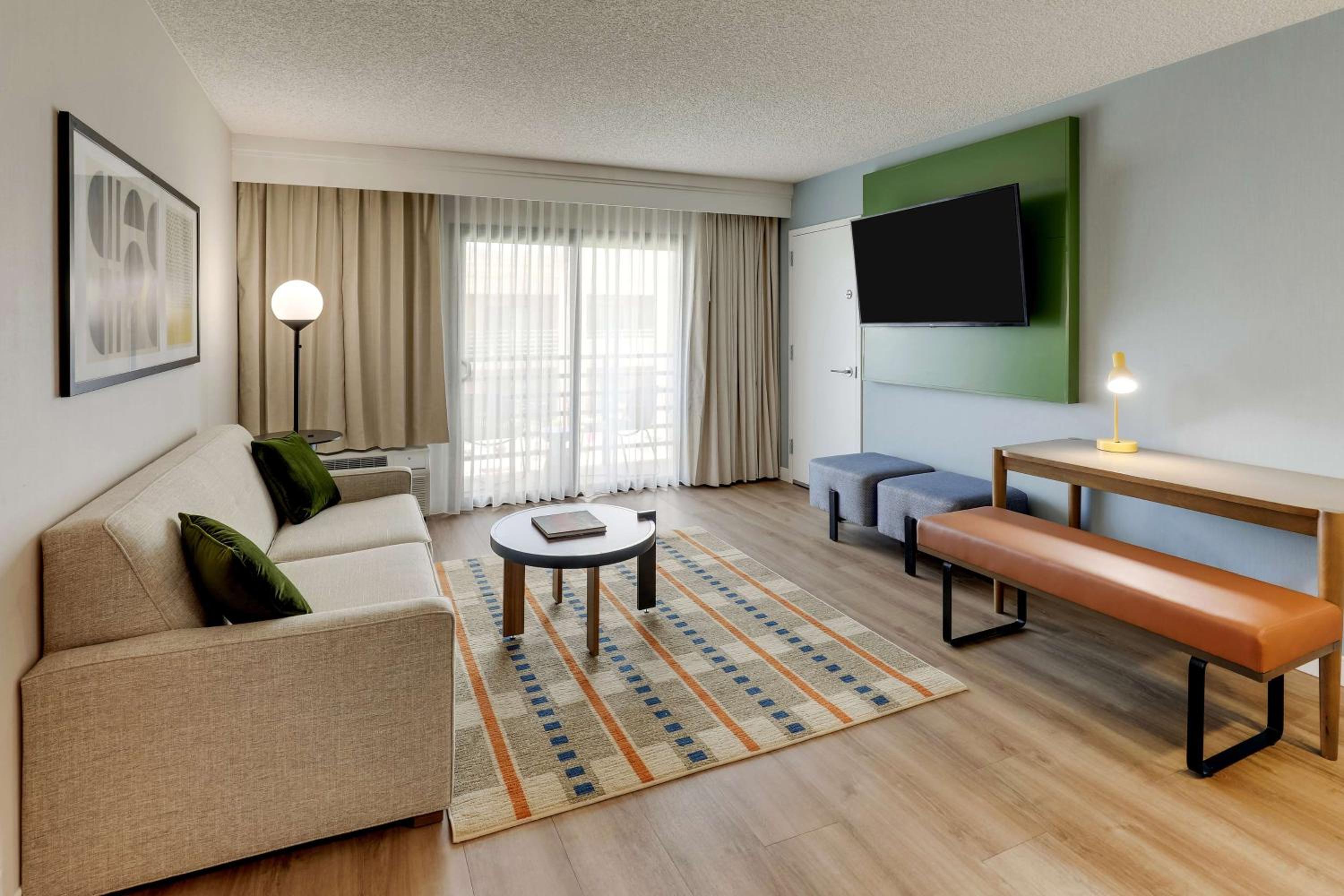 One Bedroom Suite Two Doubles - Photo 1
