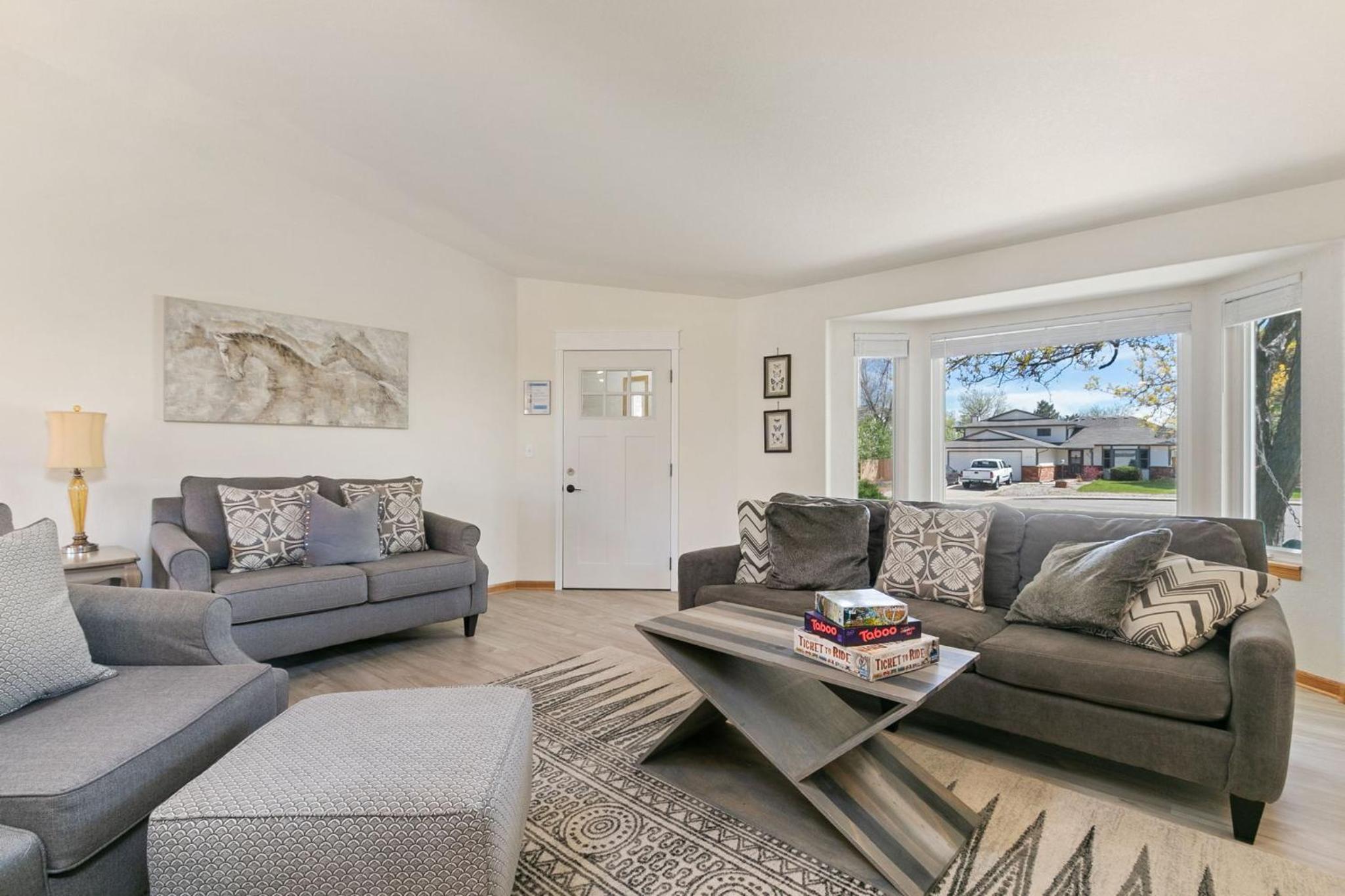 Three-Bedroom House photo 2