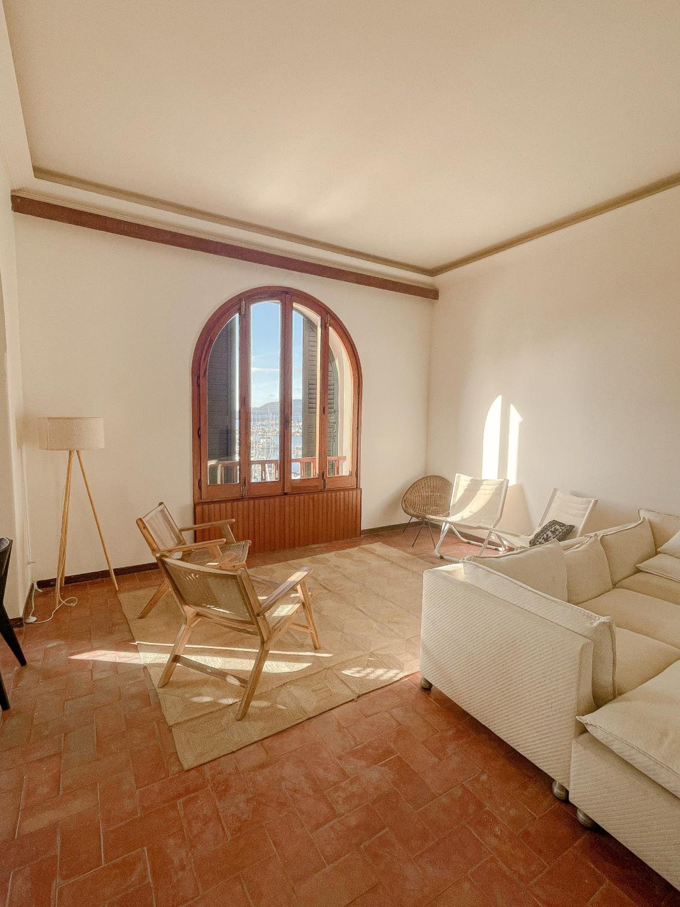 Two-Bedroom Deluxe Apartment