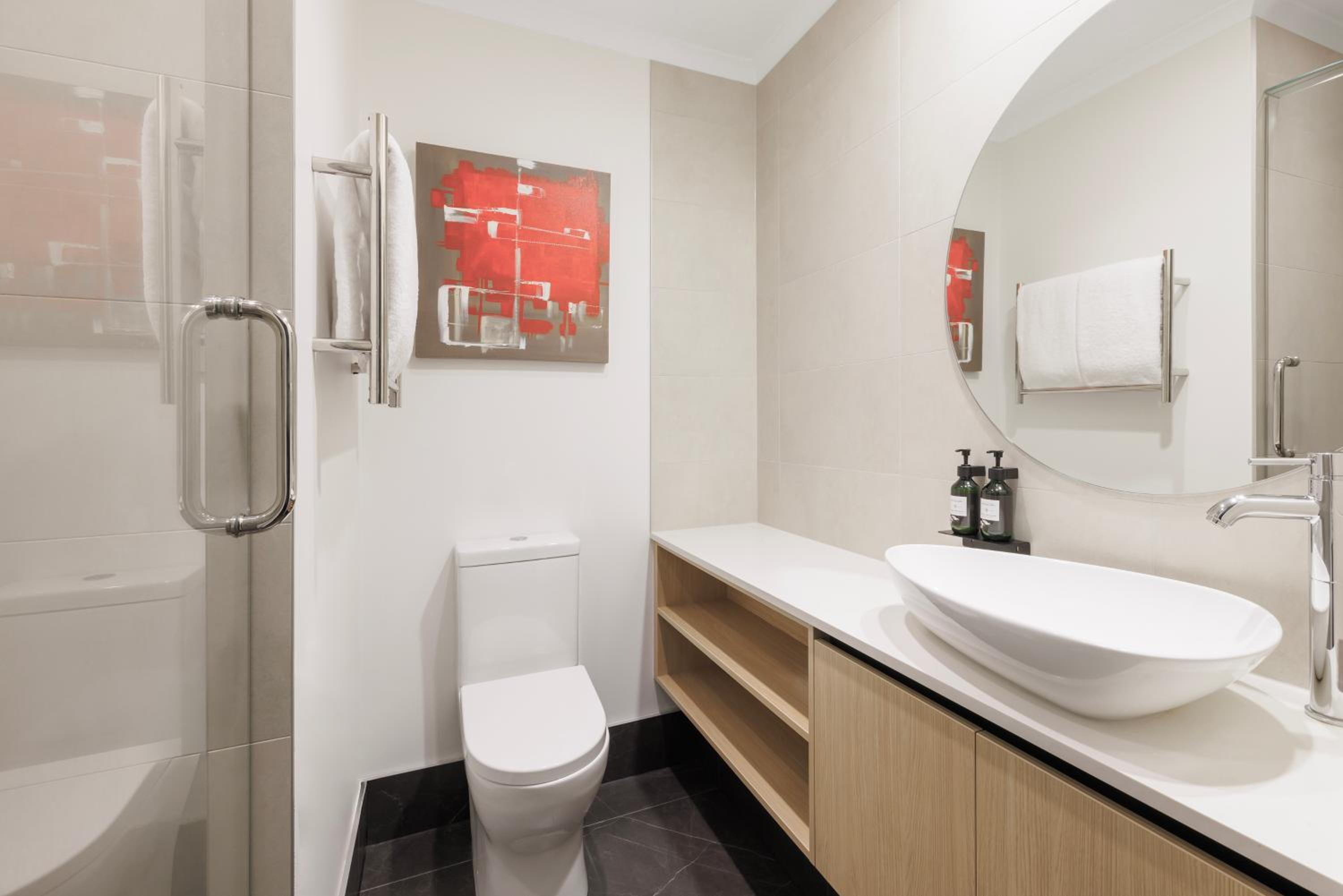 One Bedroom Apartment