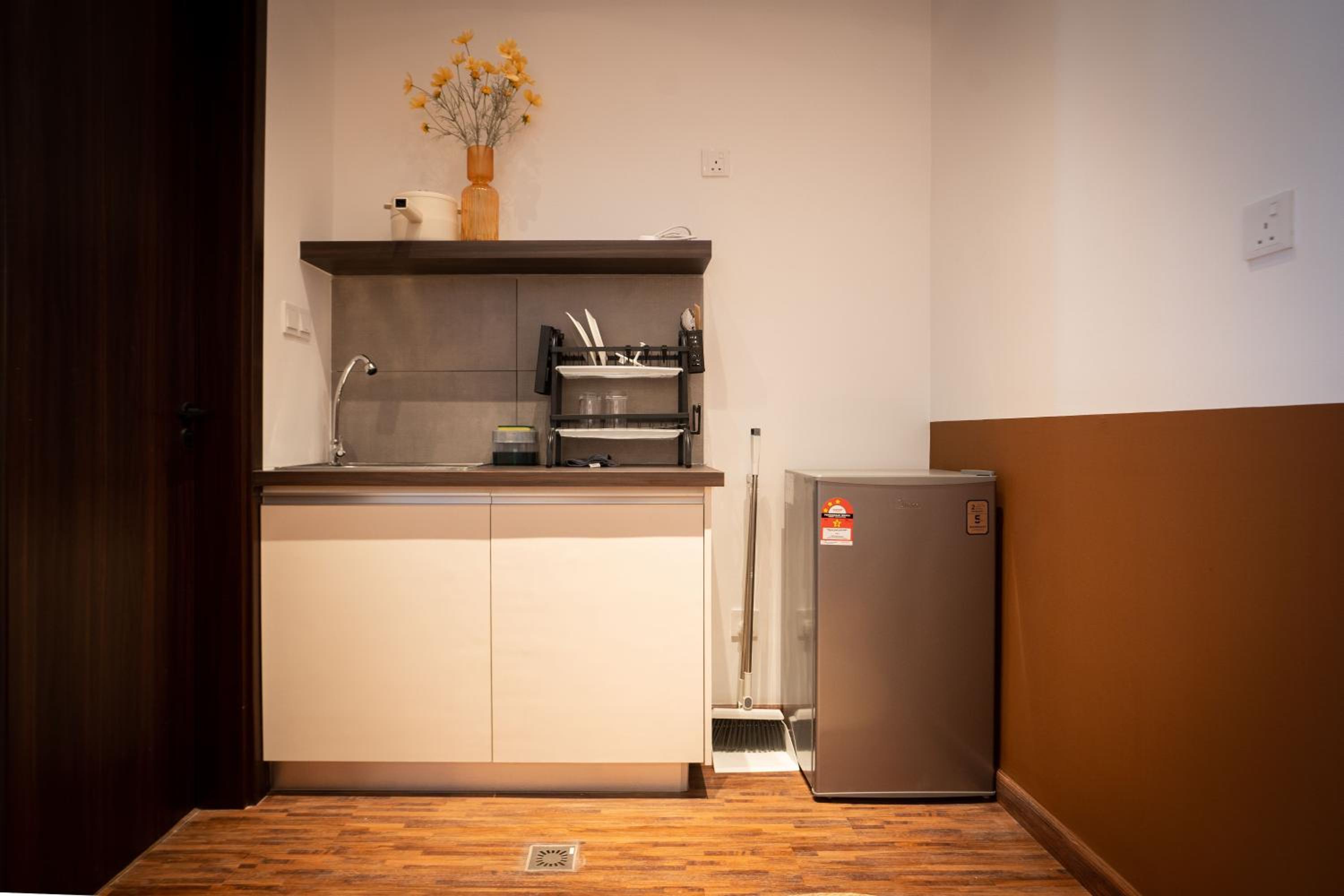 Single Room - Photo 6