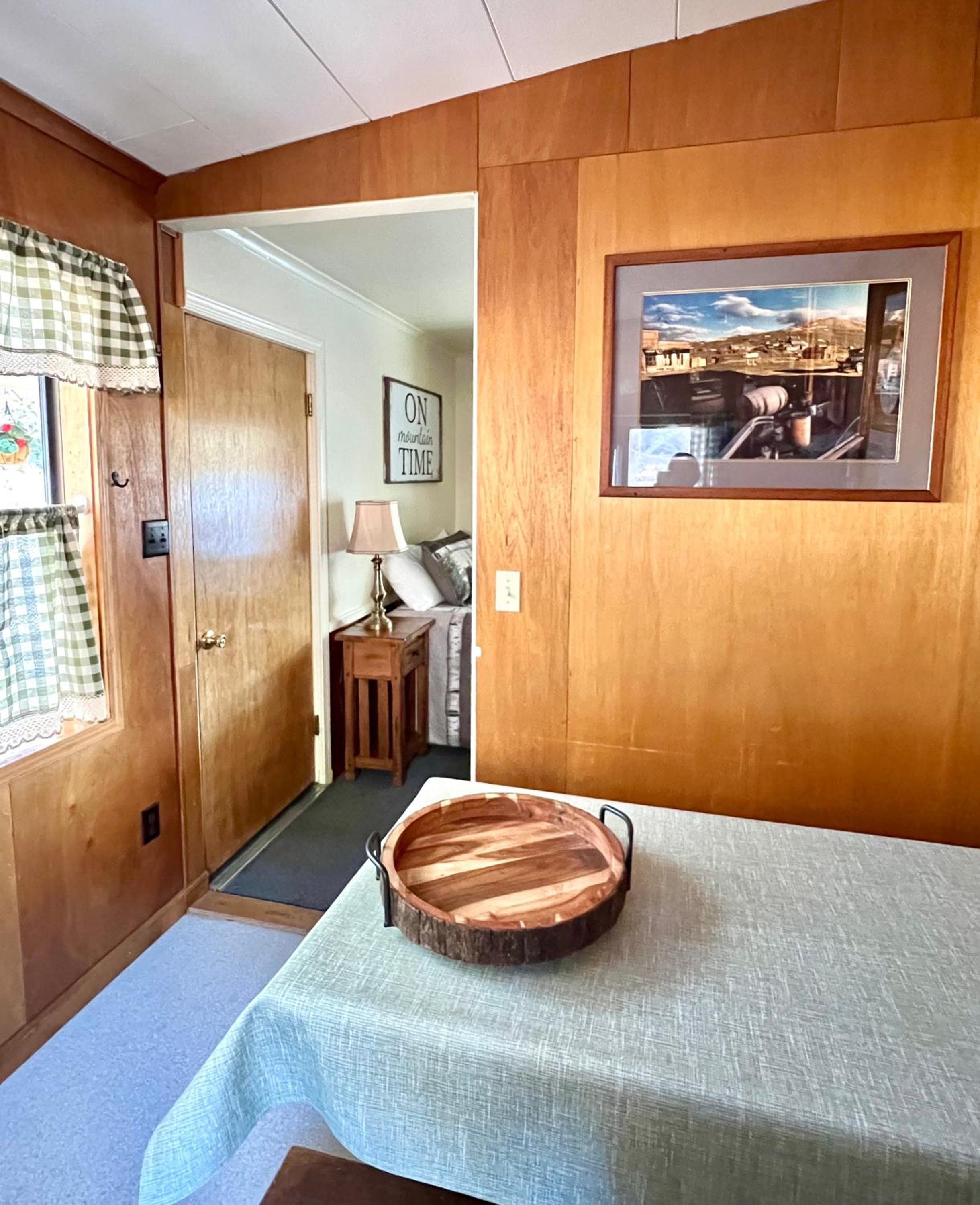 Deluxe Quadruple Room - Photo 2
