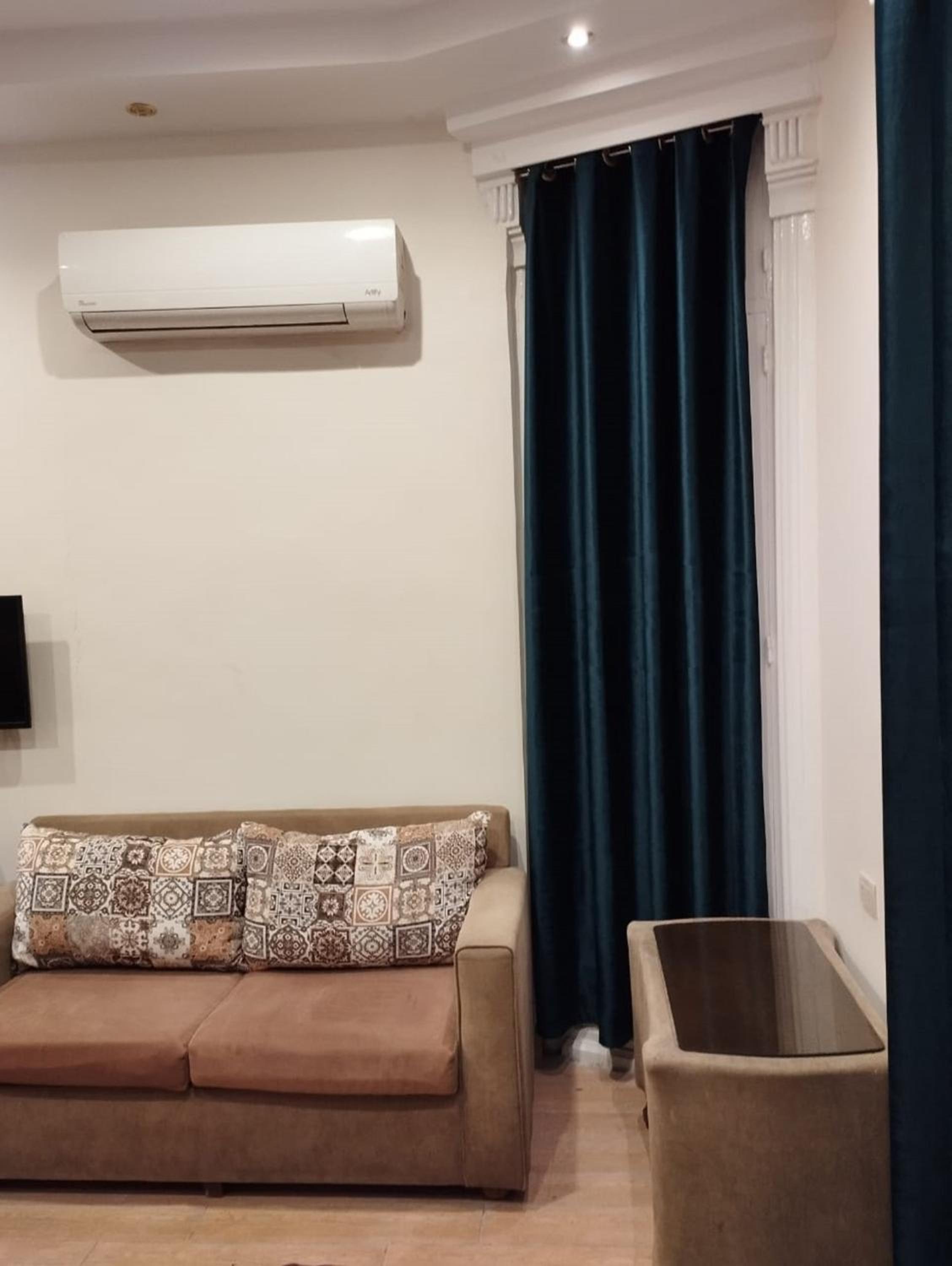 Deluxe Double Room - Photo 8