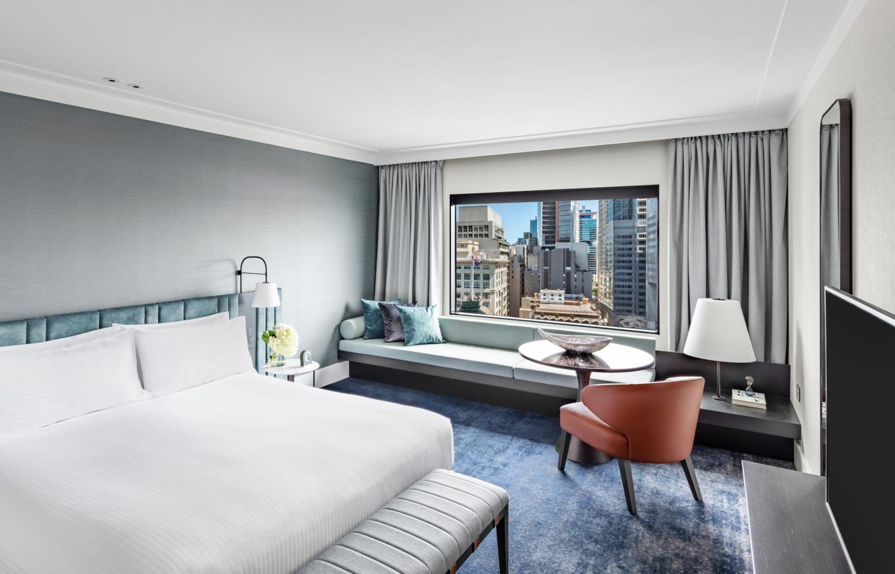 Classic Room with City View