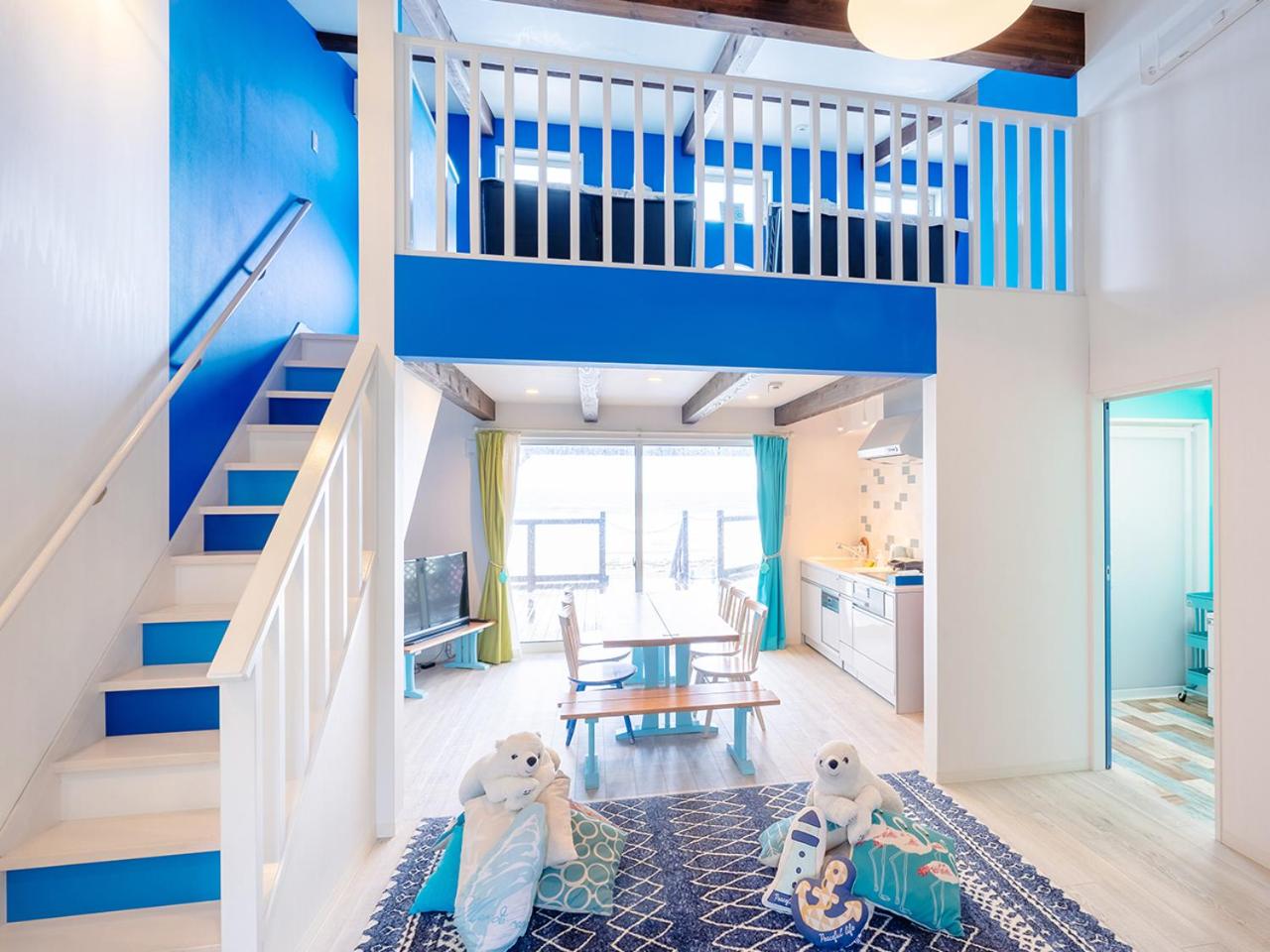Cottage with Loft "Ocean" Ocean View