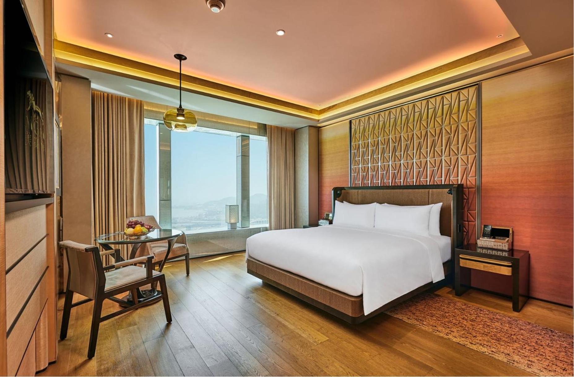 Resort King Premier View Room
