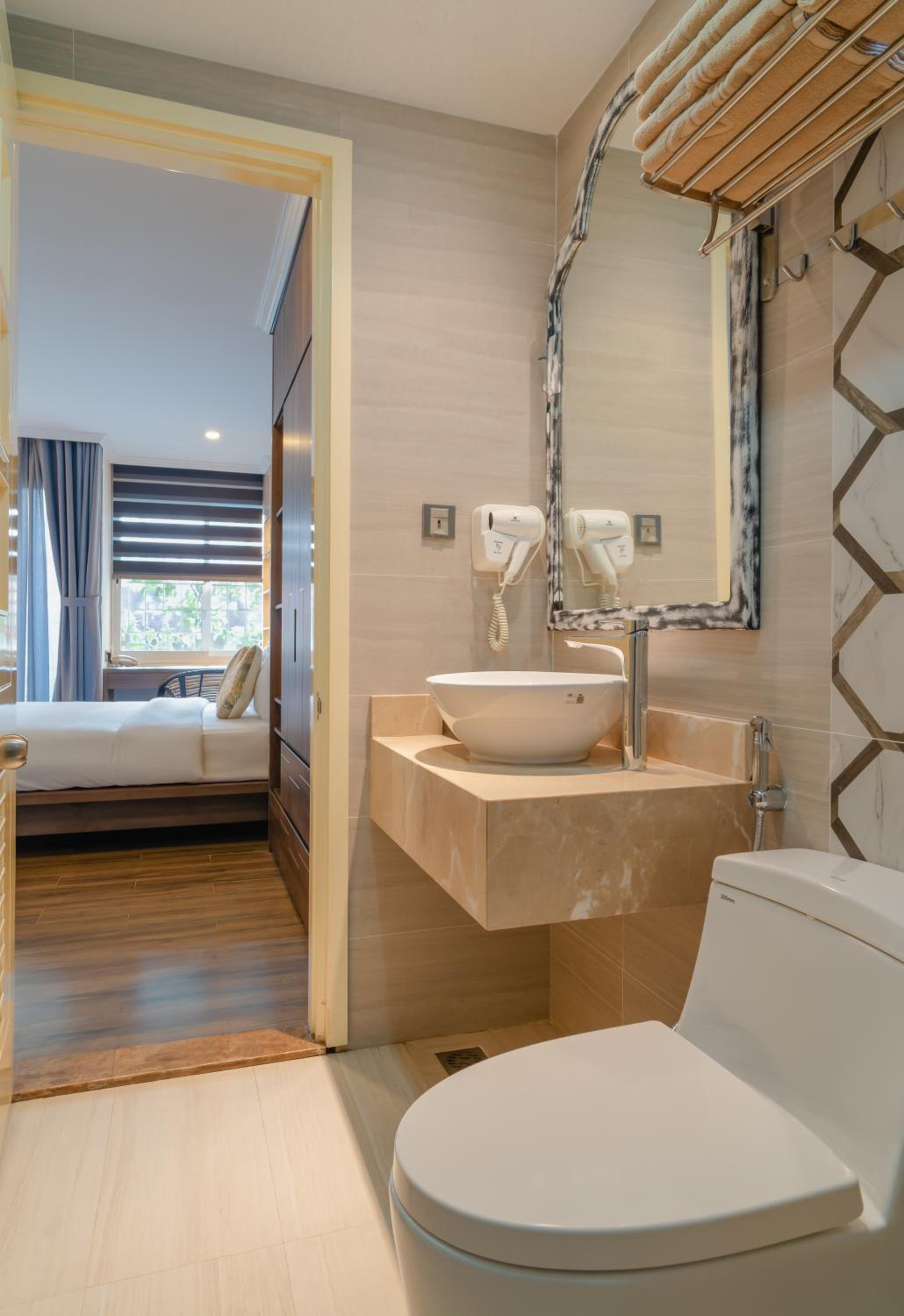 Three-Bedroom Apartment - Photo 15