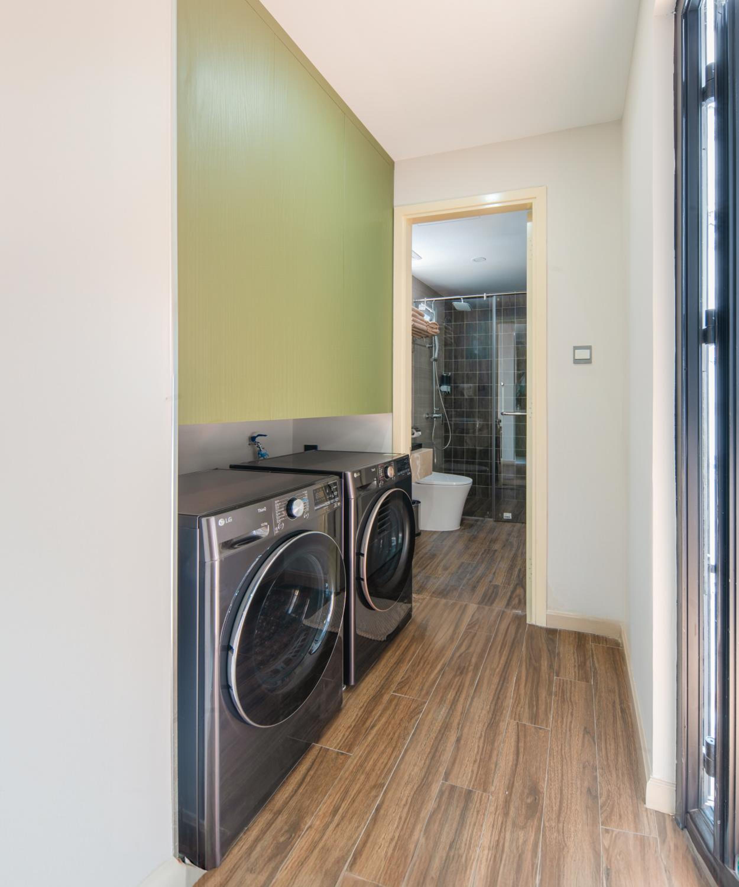 Three-Bedroom Apartment - Photo 43