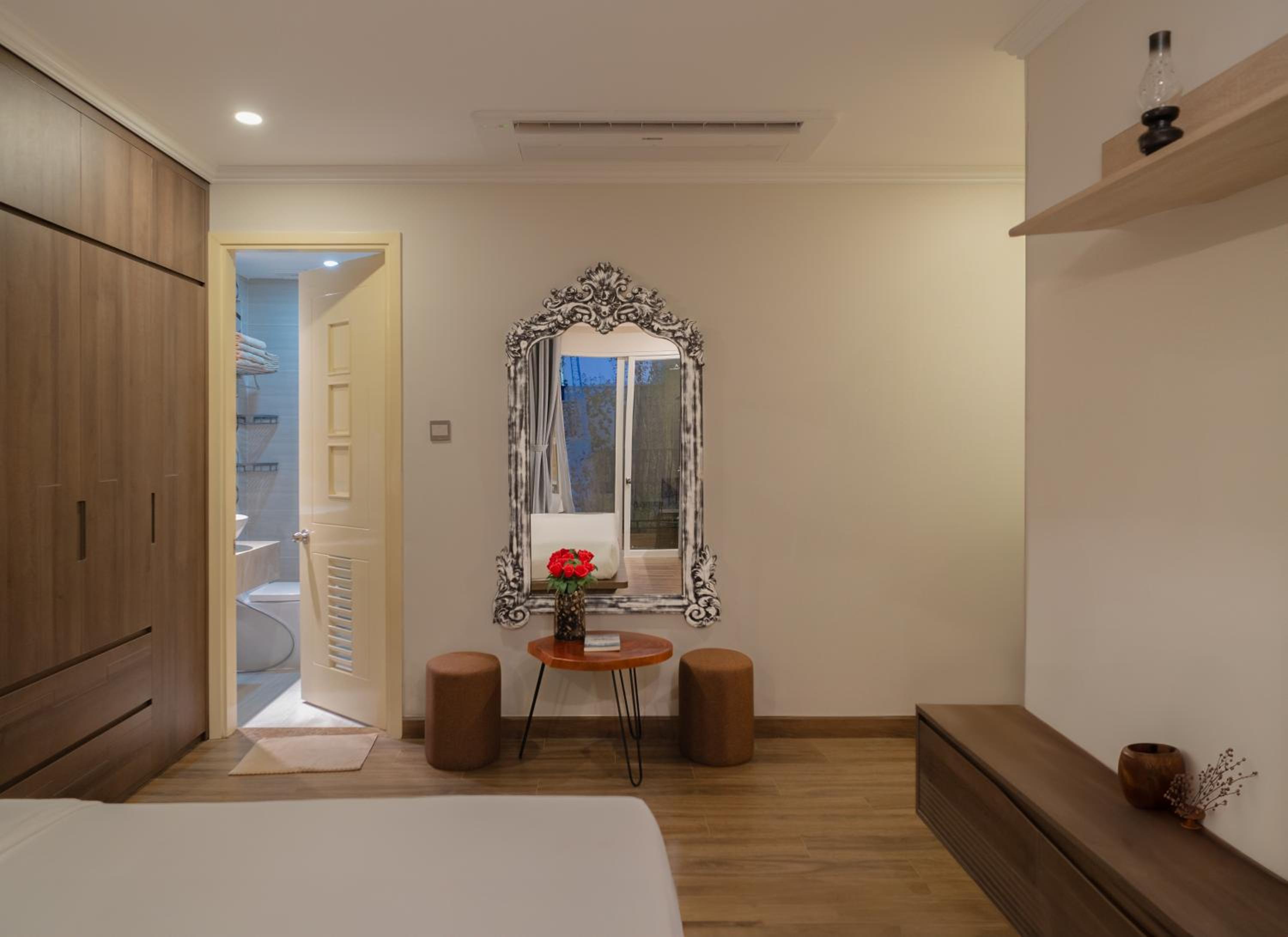 Three-Bedroom Apartment - Photo 42