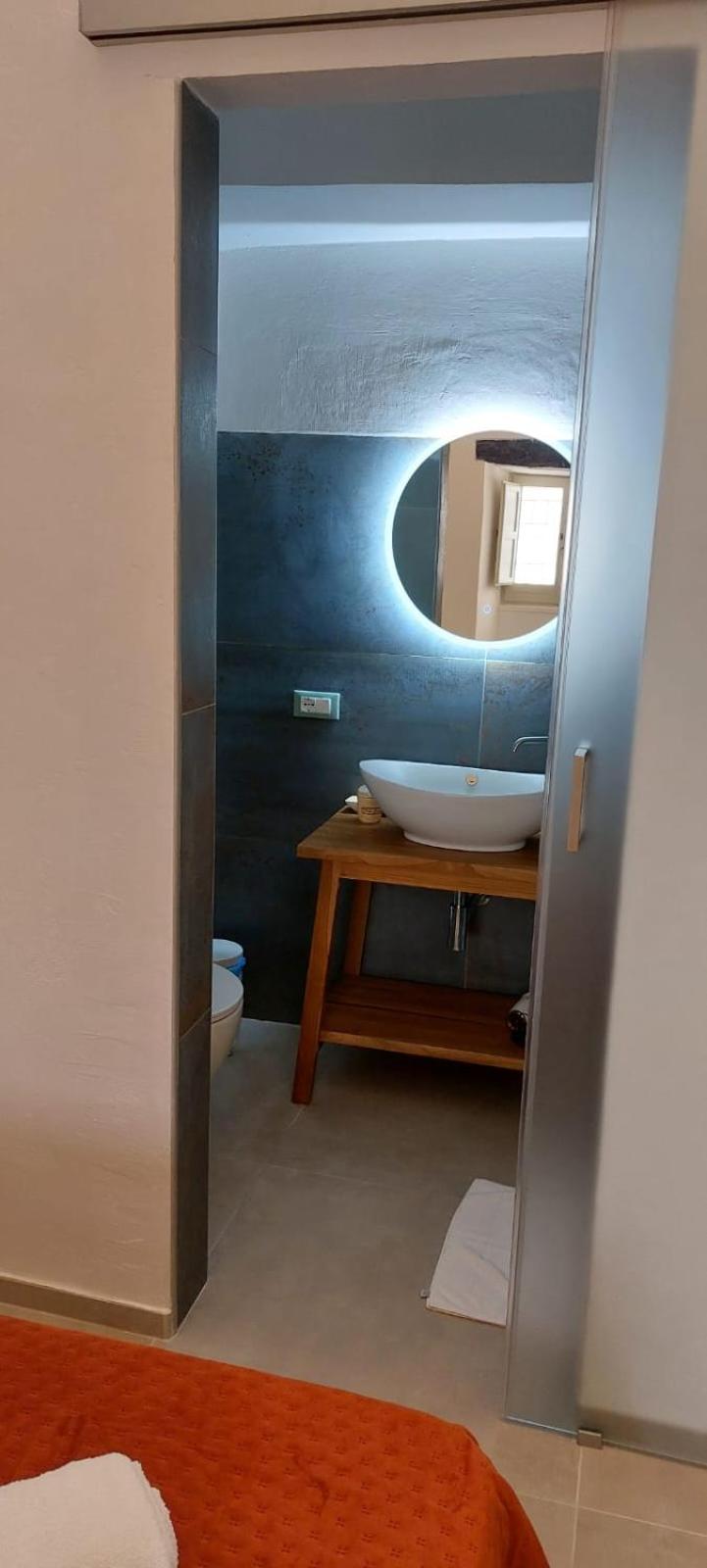One-Bedroom House photo 2