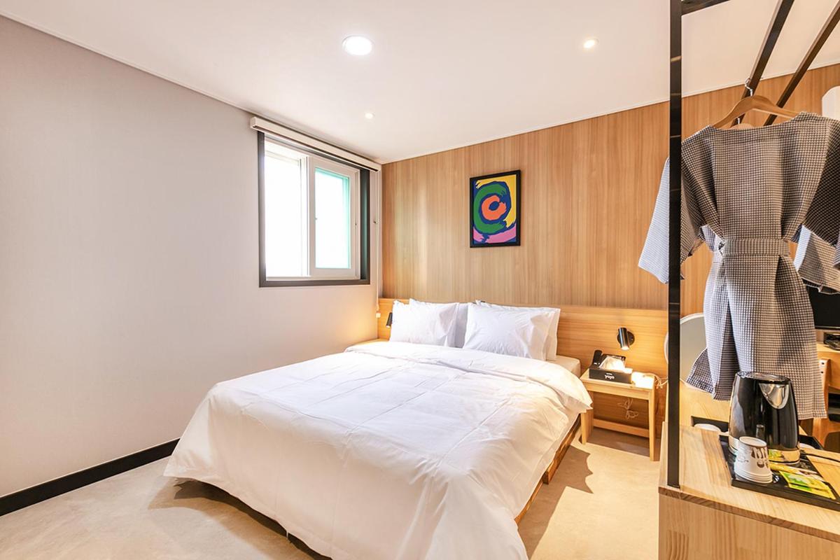 Deluxe Double Room - Photo 1
