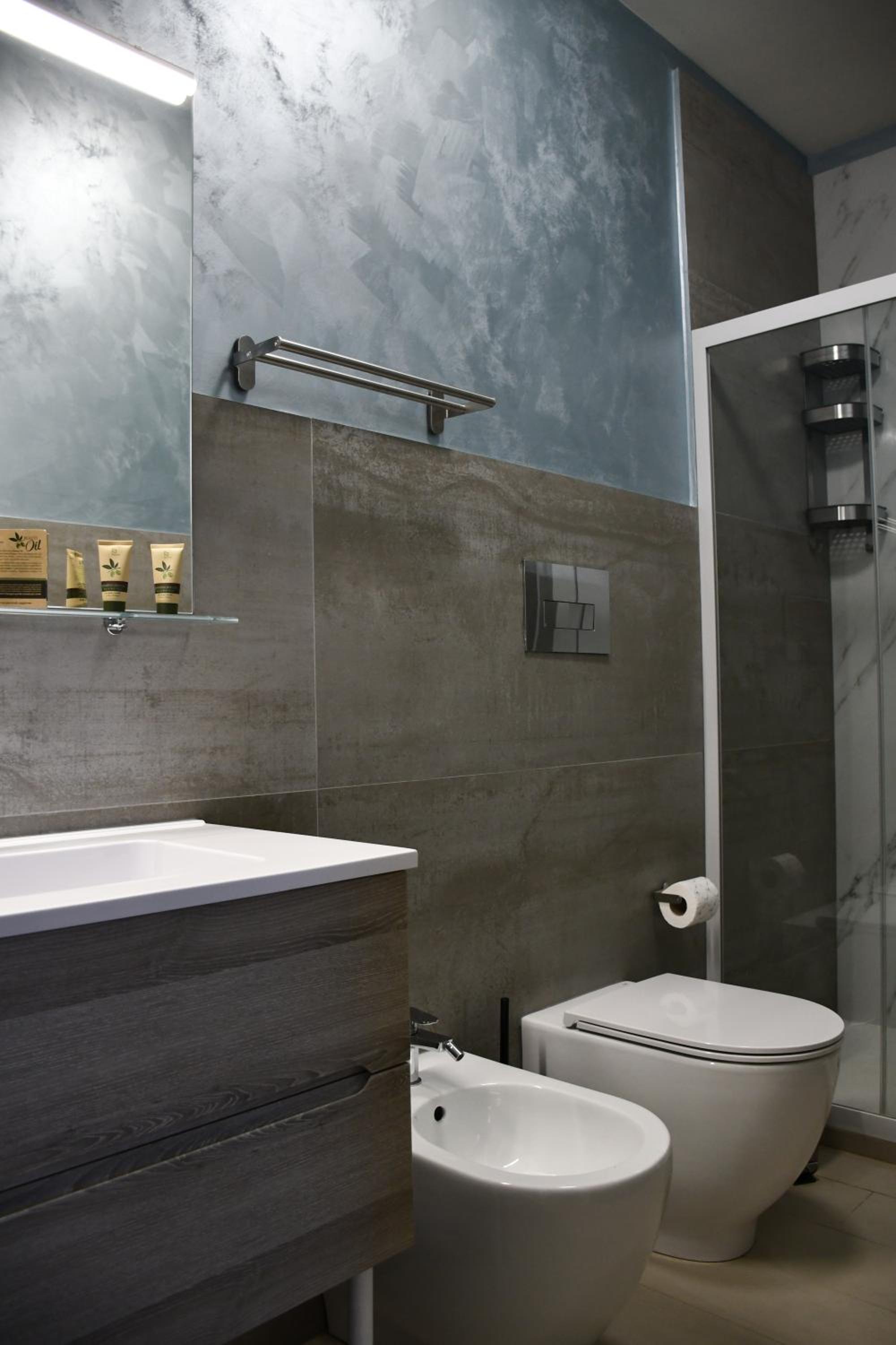 Superior Suite with Sea View - Photo 7