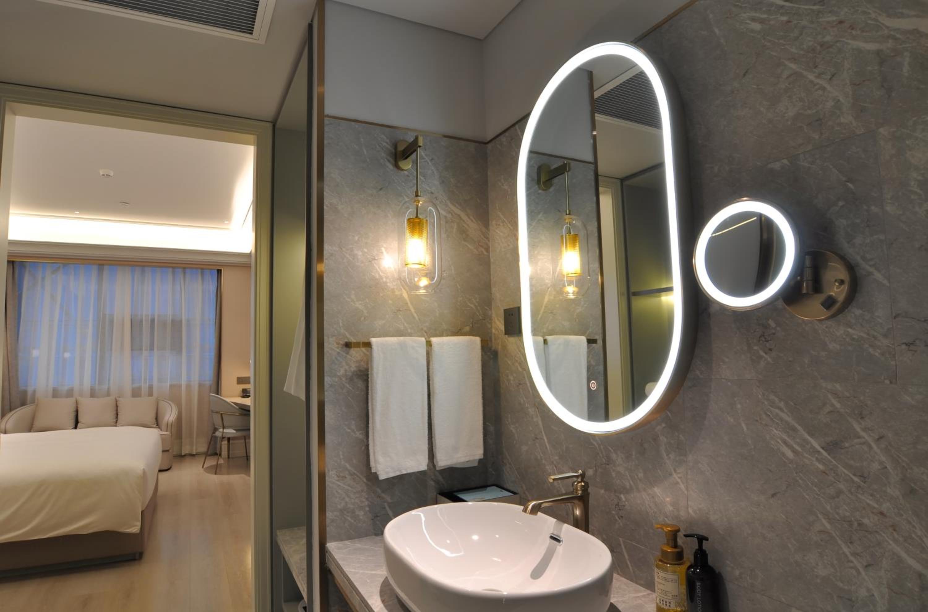 Privilege King Room