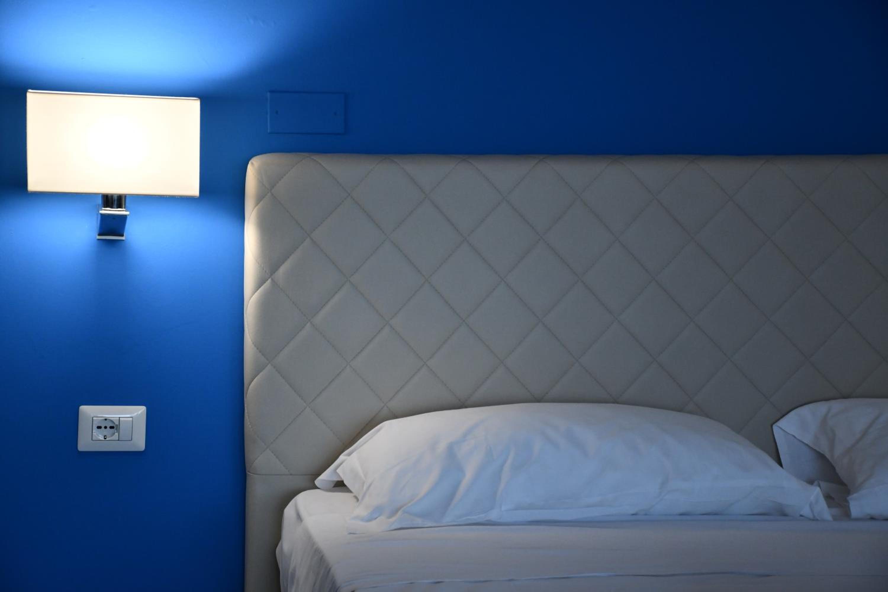 King Suite with Sea View - Photo 7