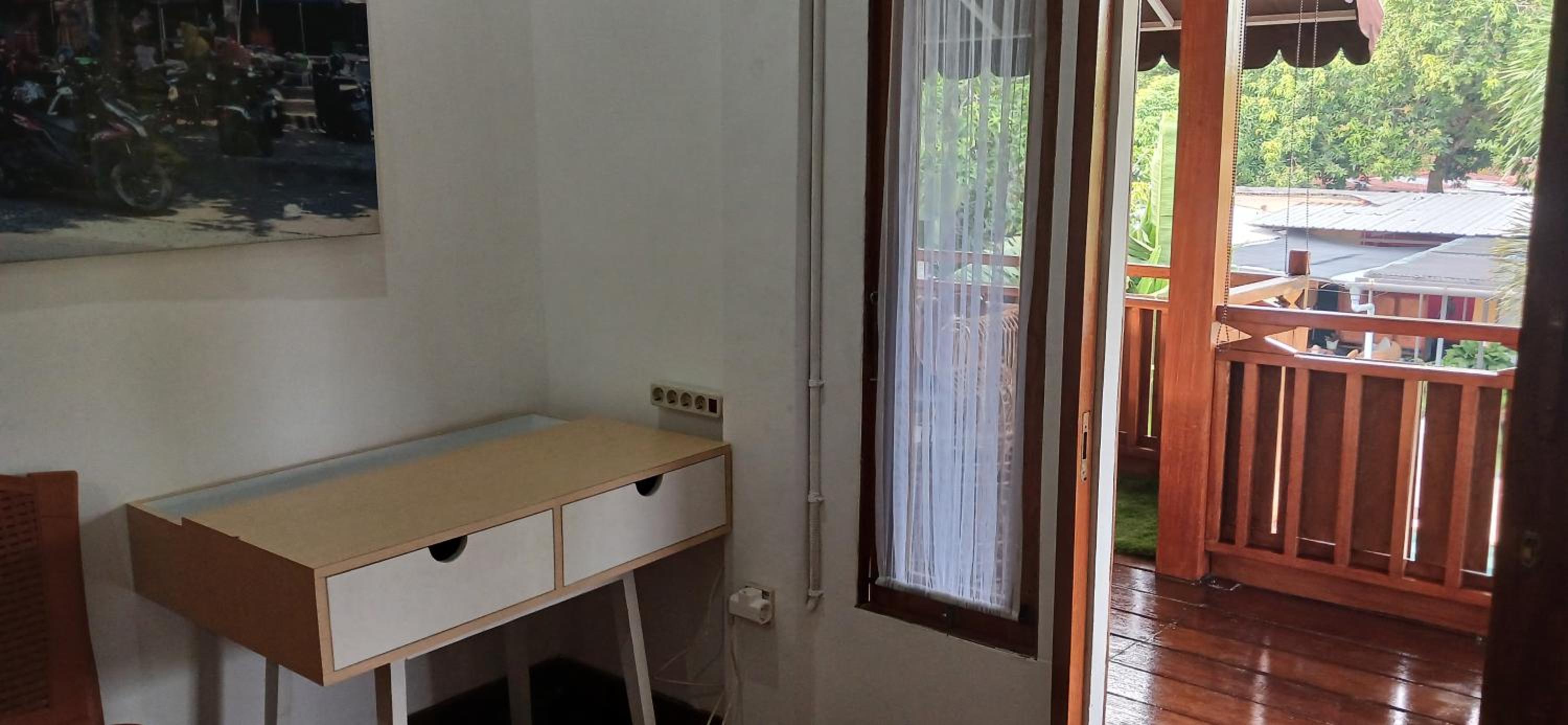 Bunk Bed in Mixed Dormitory Room